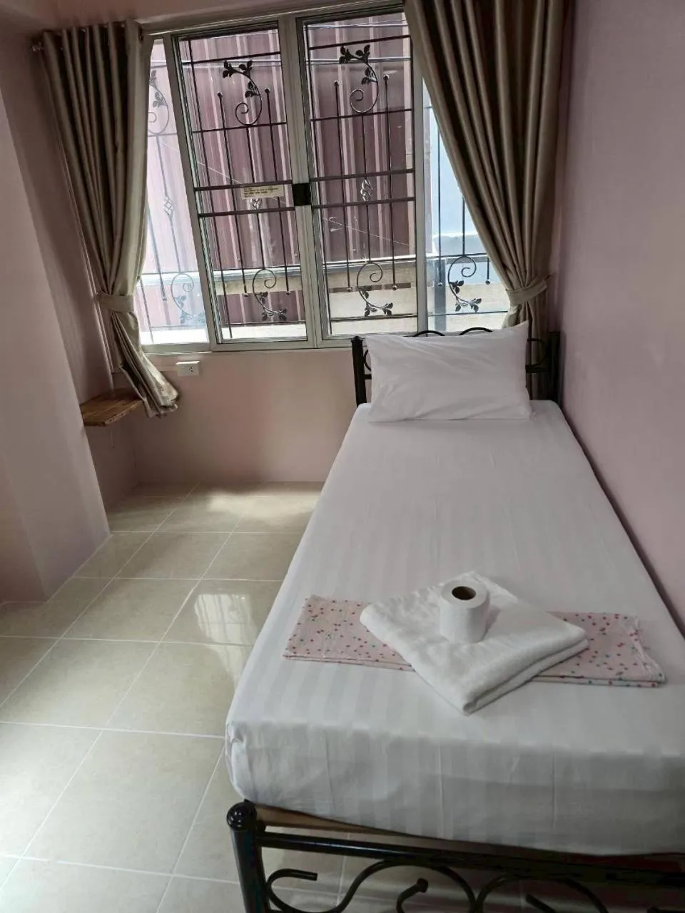 Bed in Bella Bella Riverview