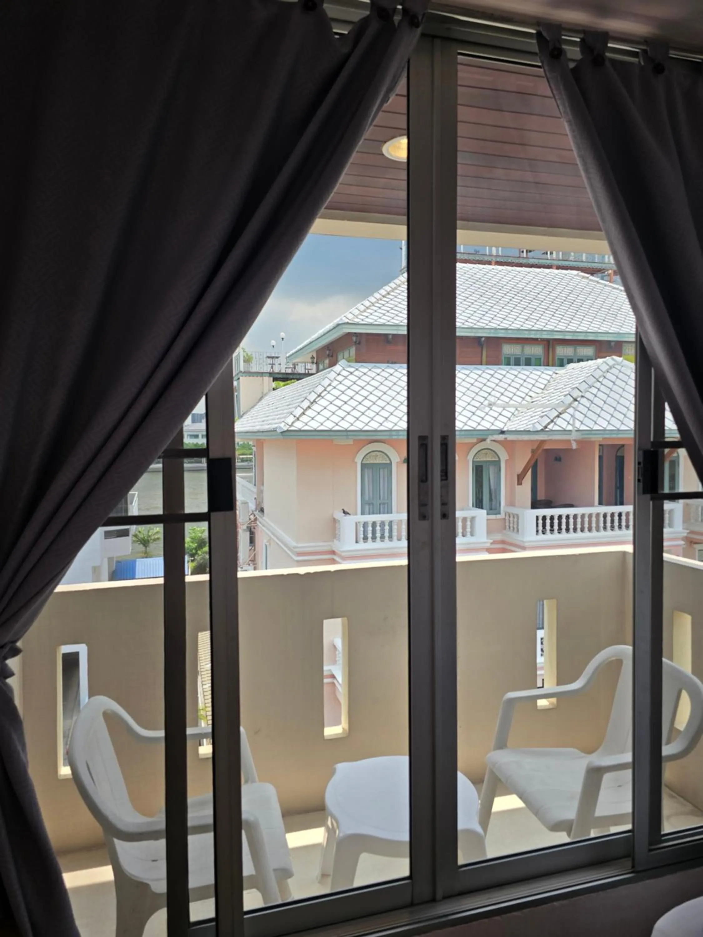 Bella Bella Riverview