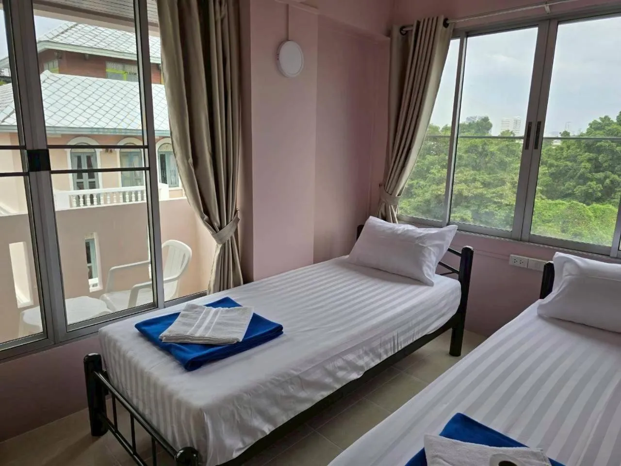 Bed in Bella Bella Riverview