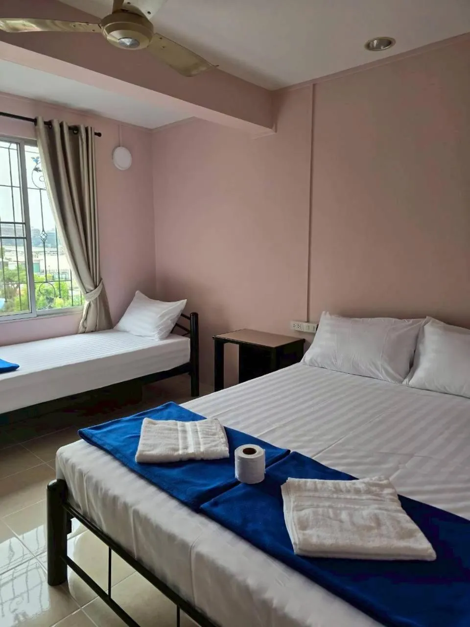 Bed in Bella Bella Riverview