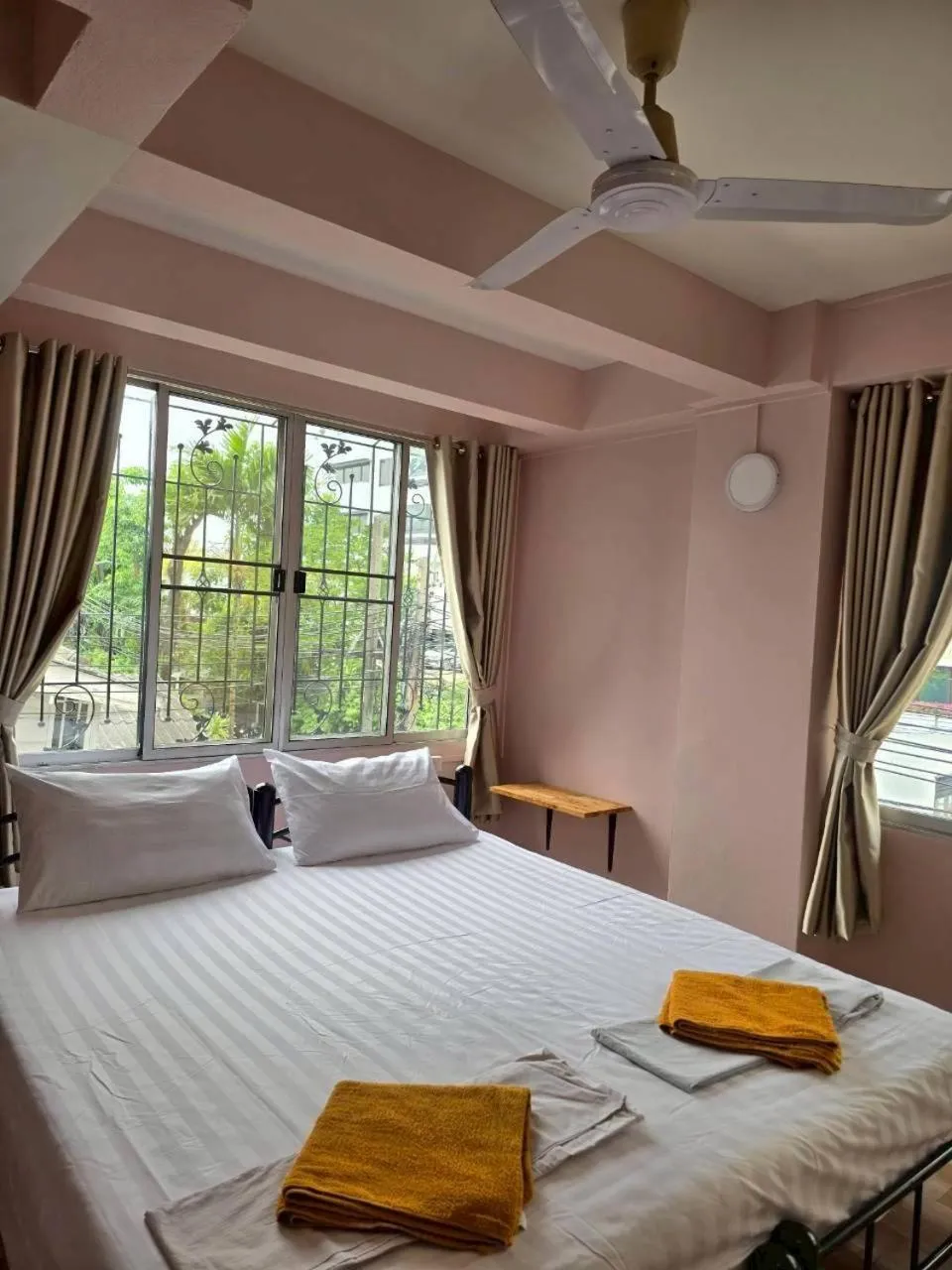 Bed in Bella Bella Riverview