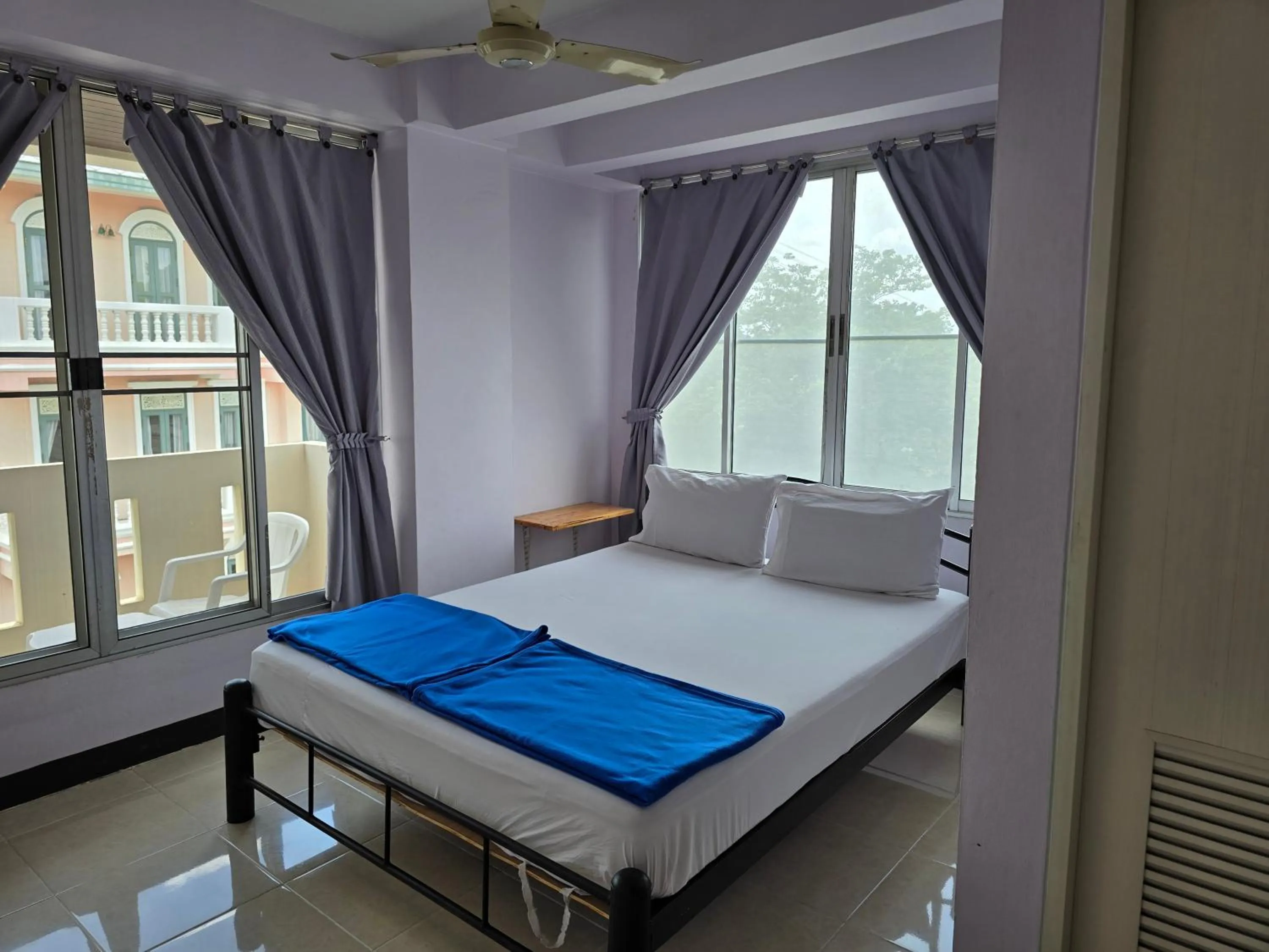 Bed in Bella Bella Riverview