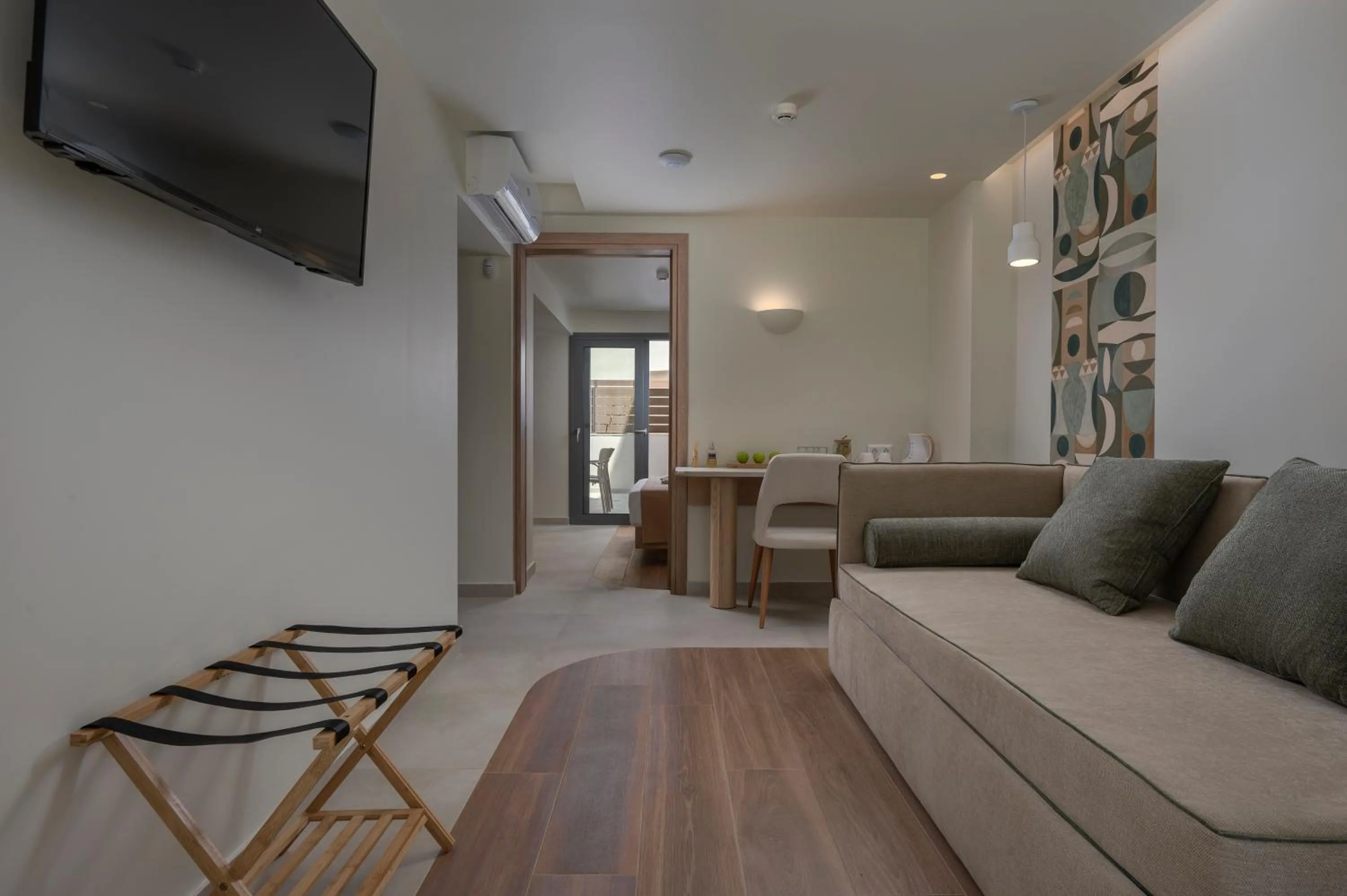 TV and multimedia in Sandy Seaside Suites