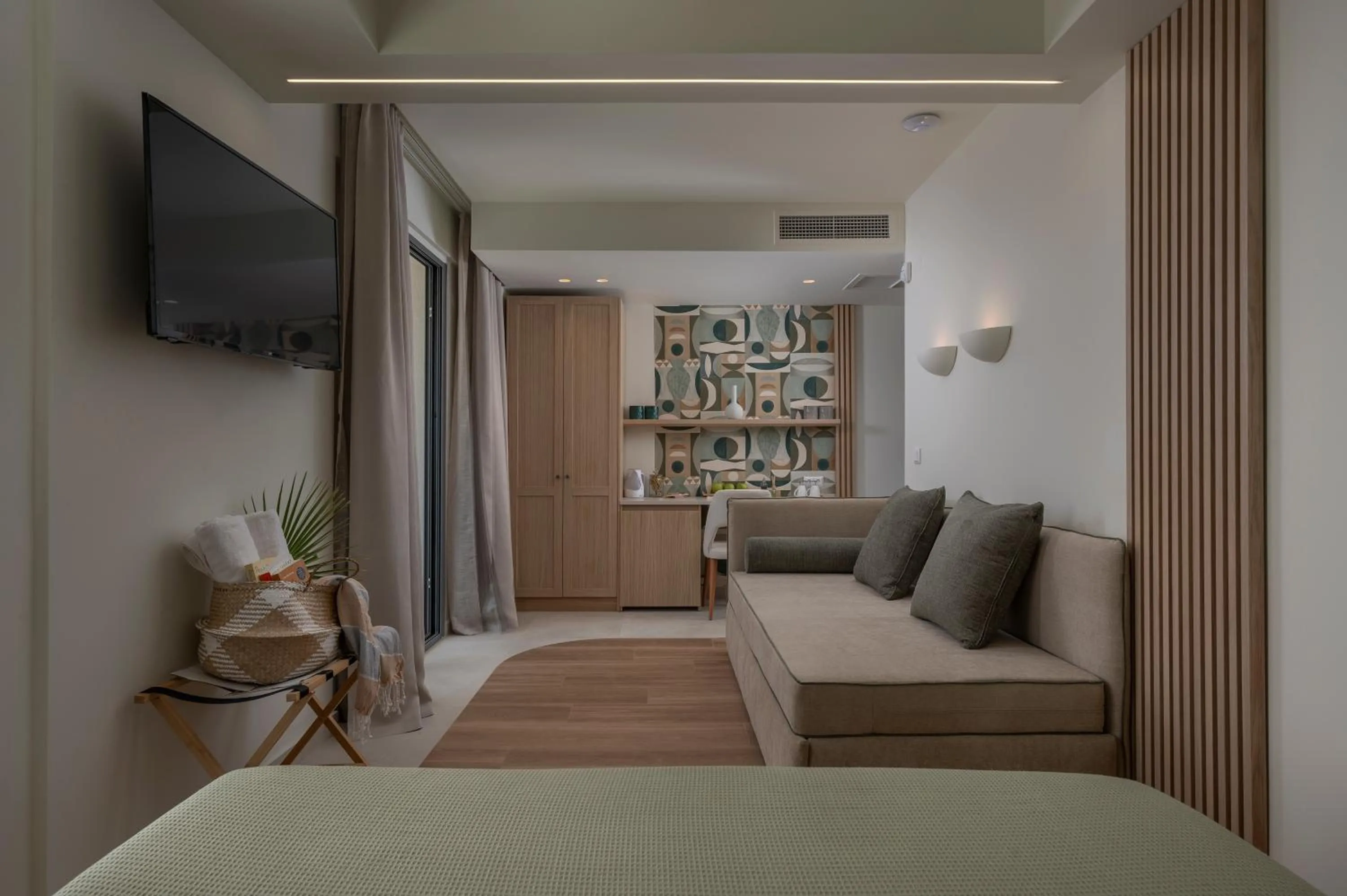 Photo of the whole room, Bed in Sandy Seaside Suites