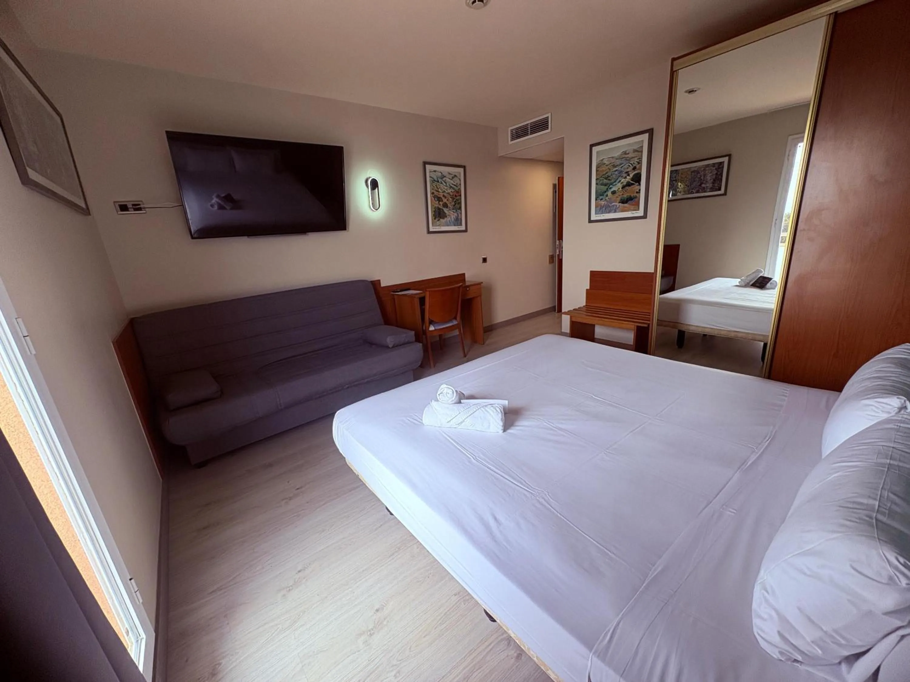 Bedroom, Bed in Cambrils Paradise
