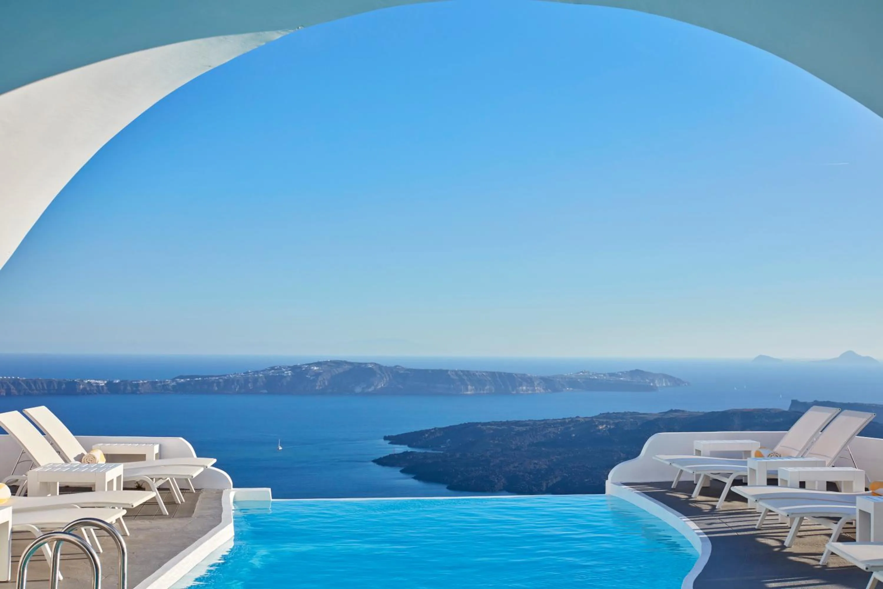 Swimming pool in Katikies Chromata Santorini - The Leading Hotels of the World