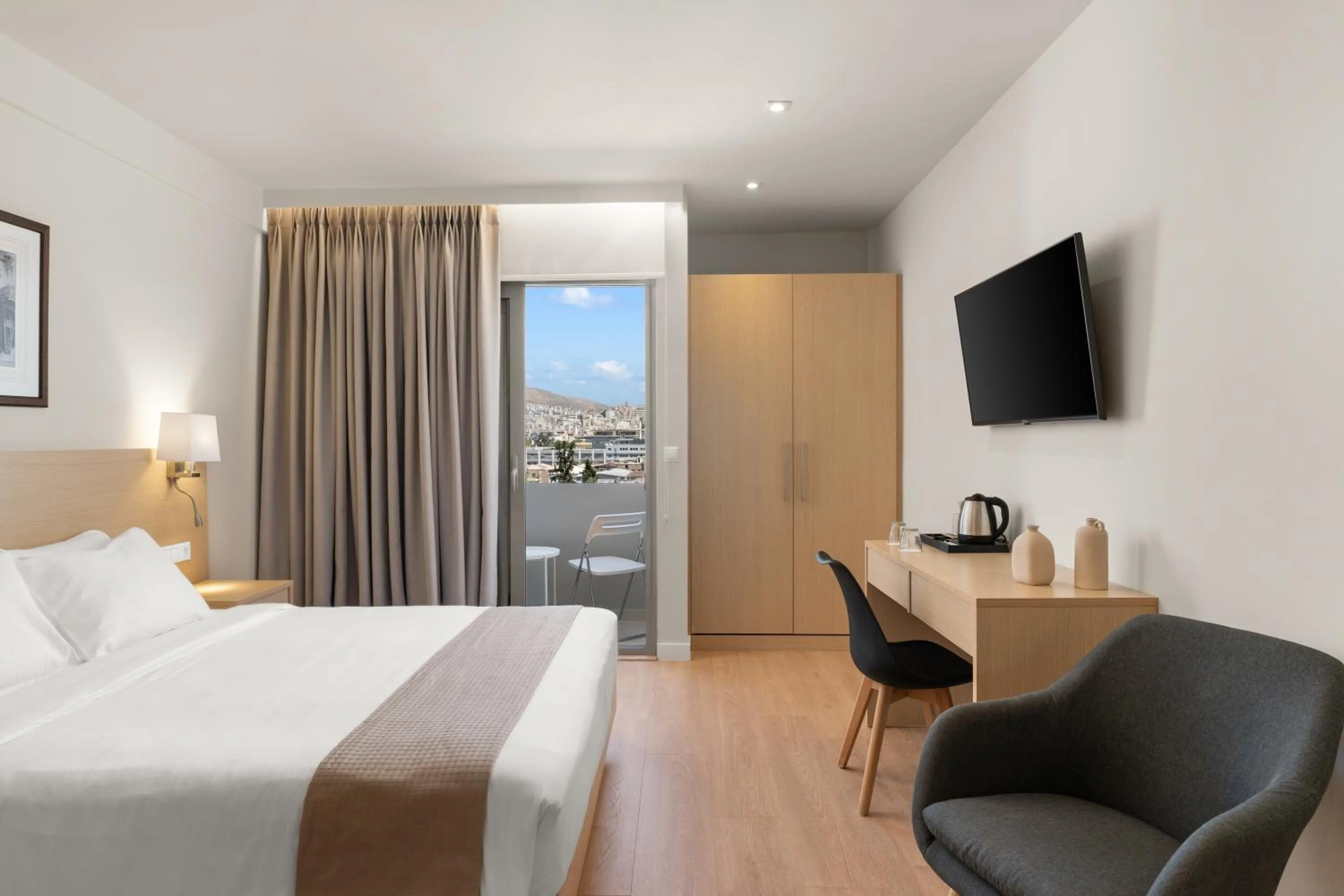 Bed in Gallery Central Piraeus Port