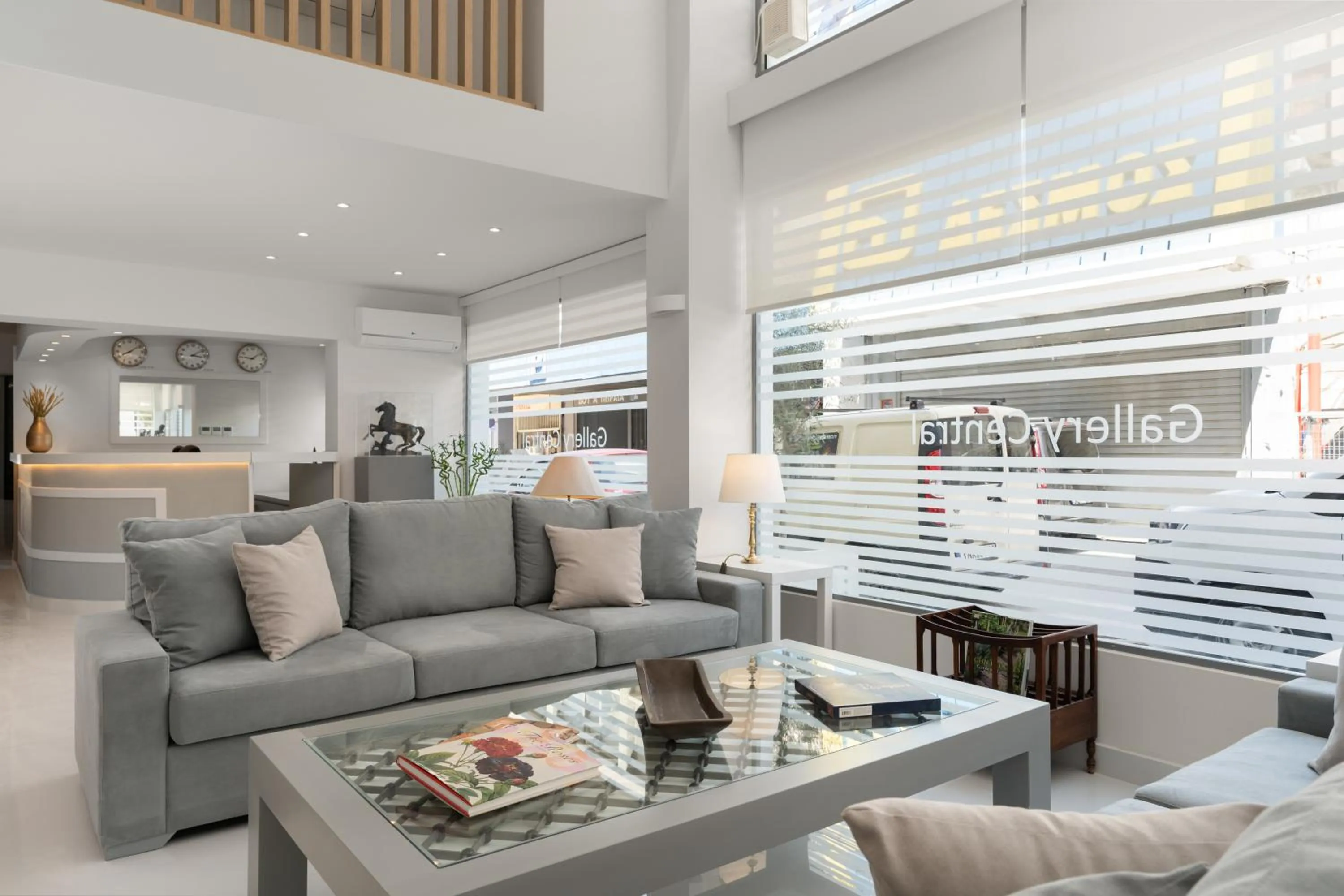 Seating area in Gallery Central Piraeus Port