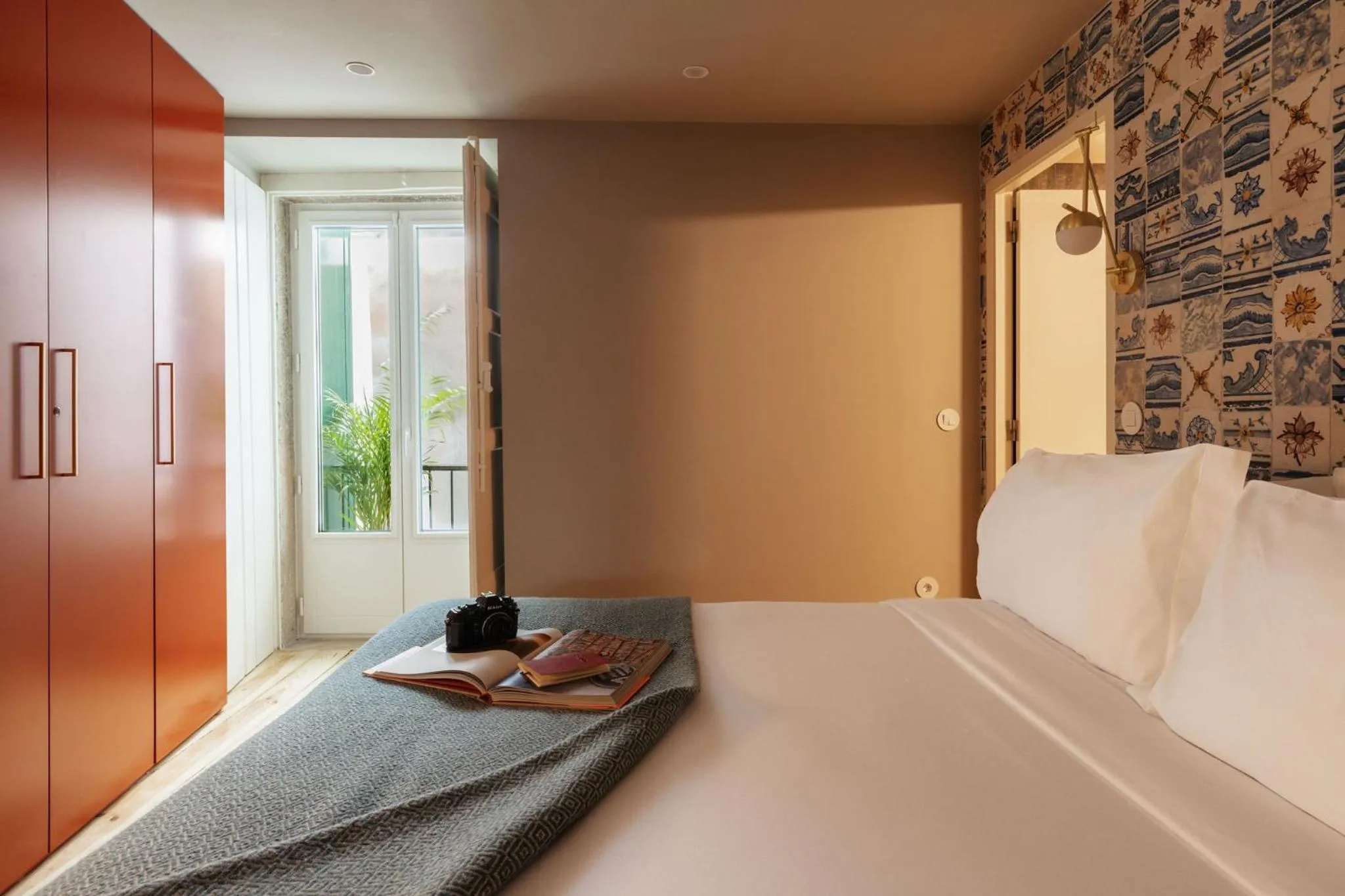 Bedroom, Bed in Dare Lisbon River