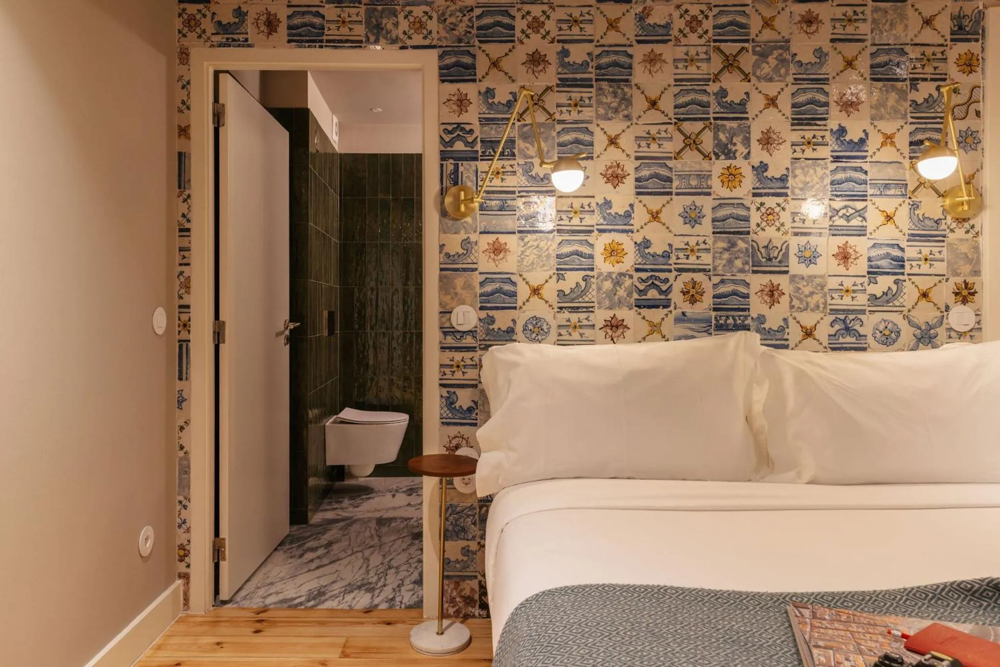 Bedroom in Dare Lisbon River