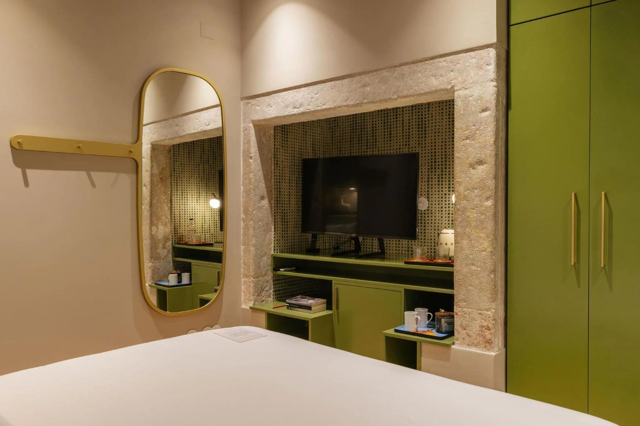 Bedroom, Bed in Dare Lisbon River