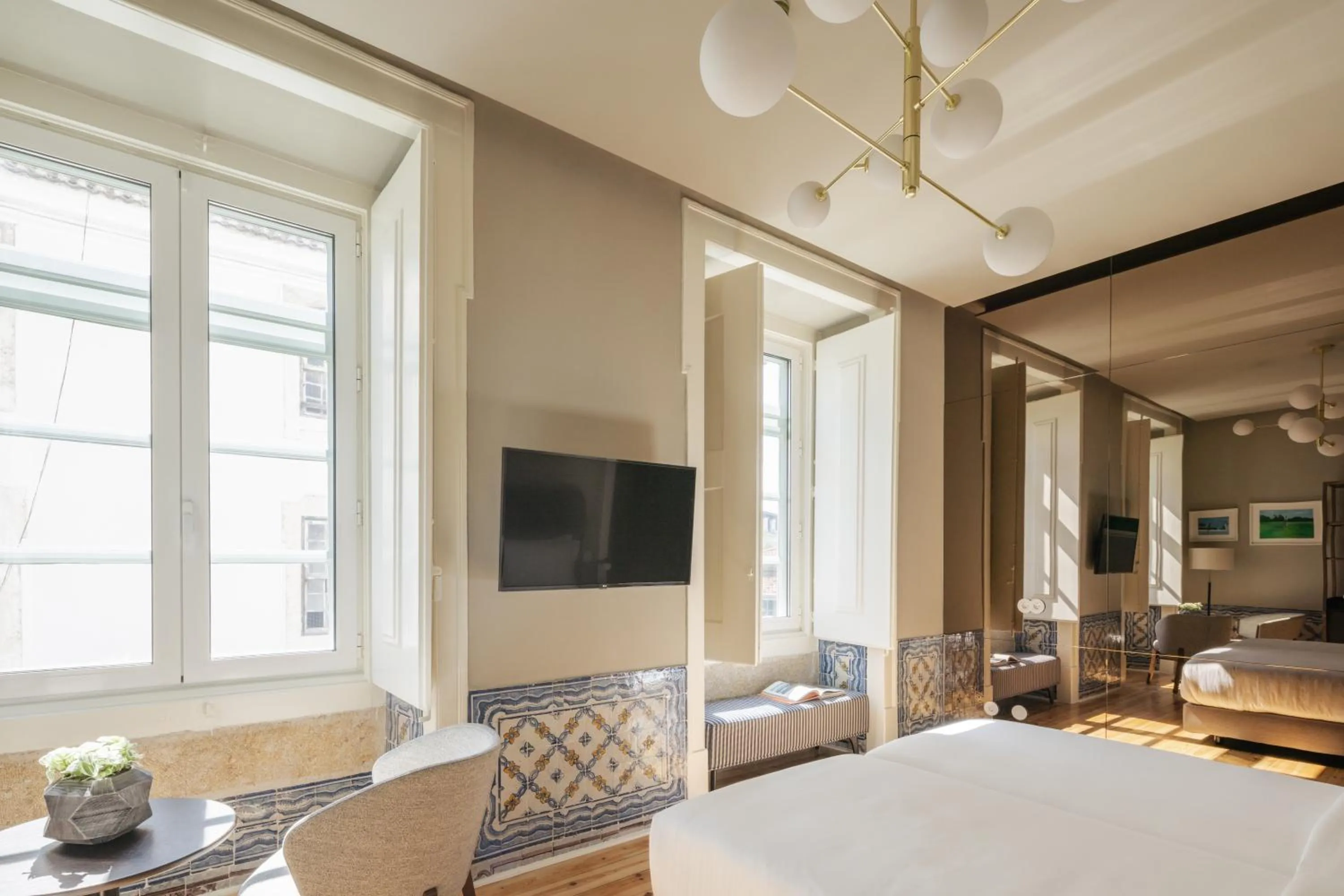 Bedroom, Bed in Dare Lisbon River