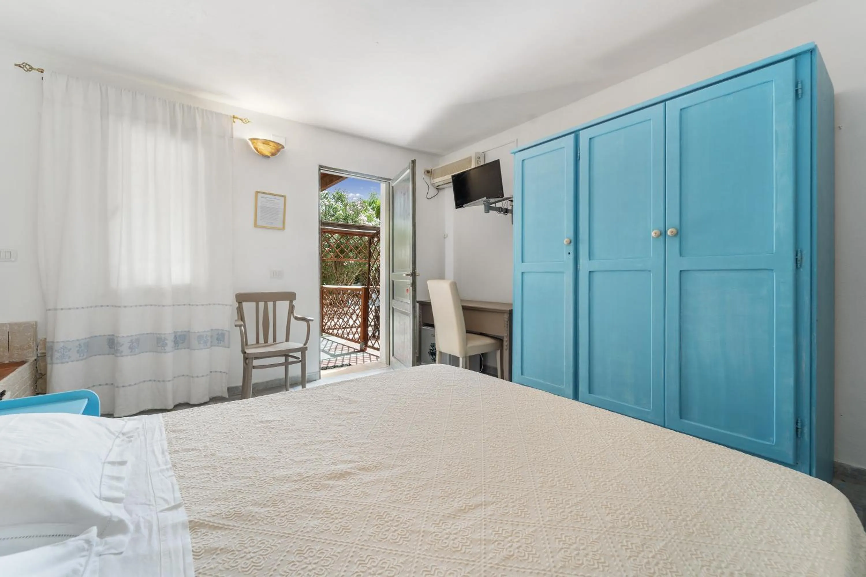 Living room, Bed in Sa Funtana