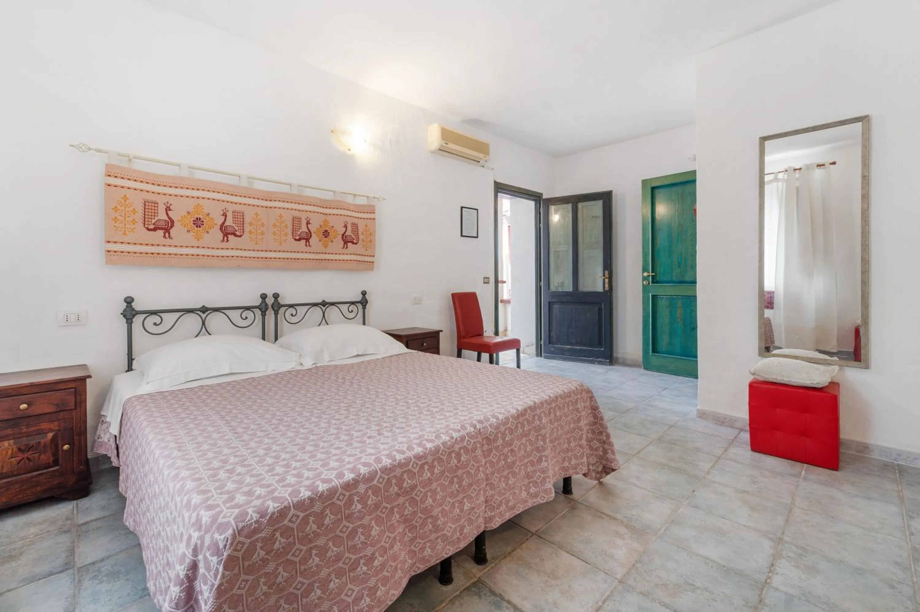 Standard Queen Room in Sa Funtana