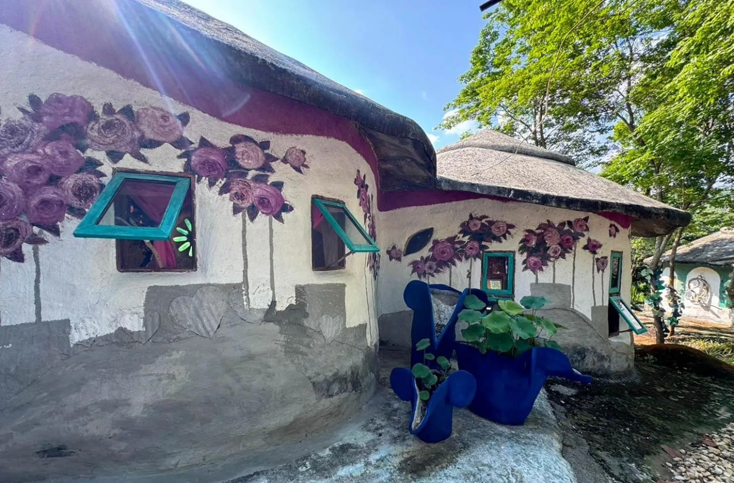 Property building in Clay House Chiang Mai By Alphatel