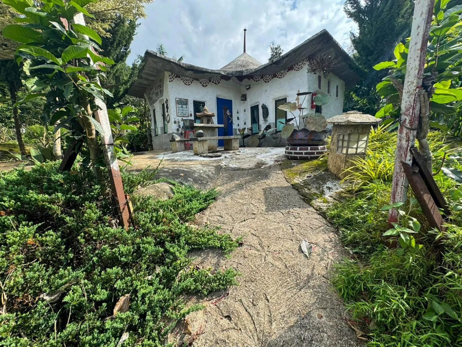 Property building in Clay House Chiang Mai By Alphatel