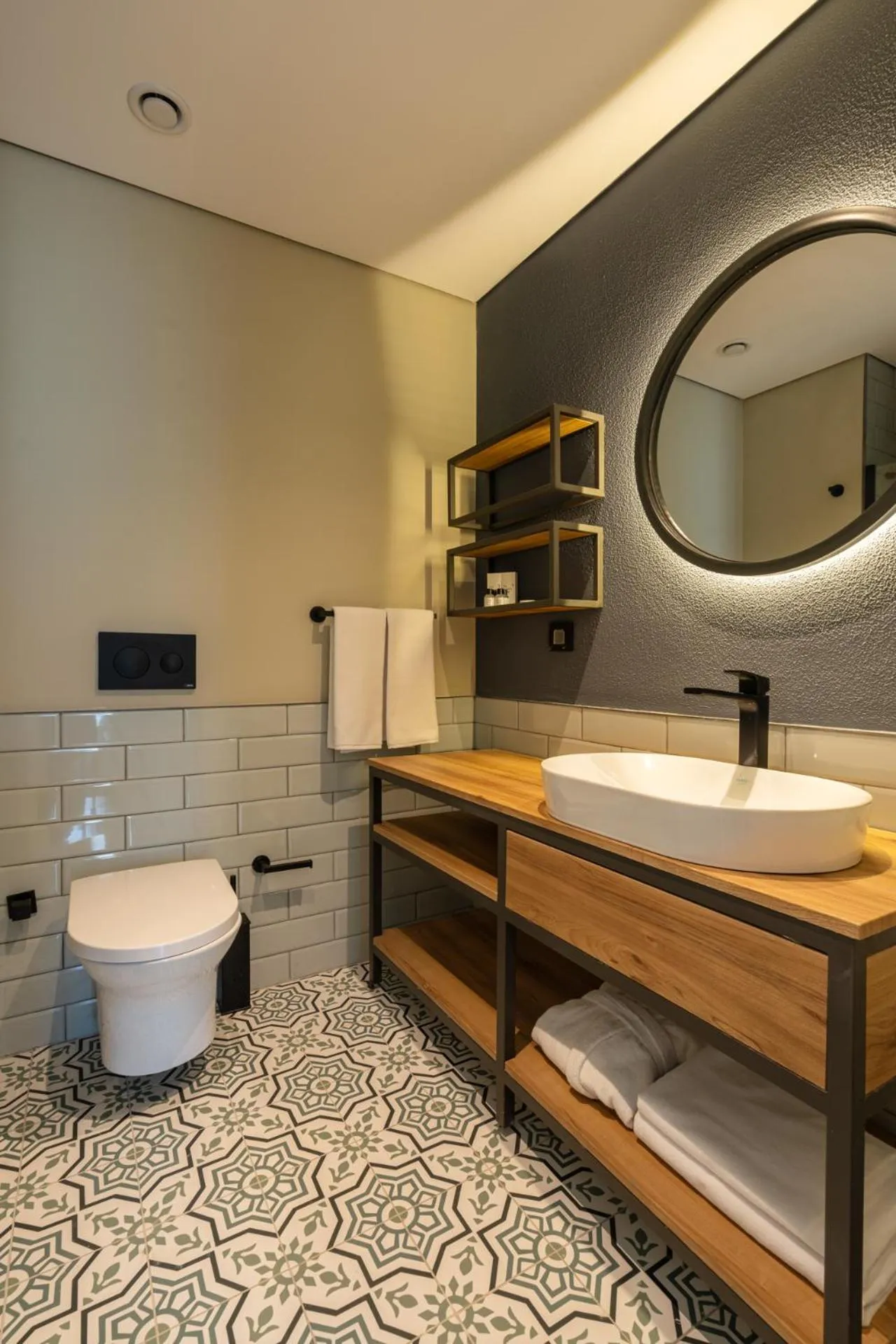 Toilet in The Superior Living Kağıthane