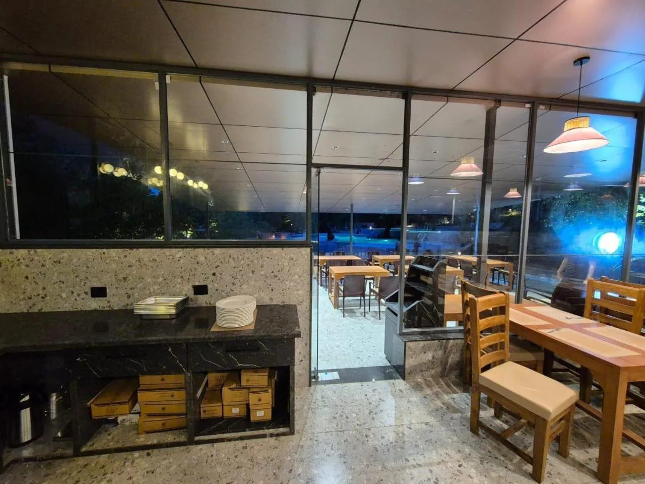 Restaurant/places to eat in Citrus Prime Hill Queen Resort