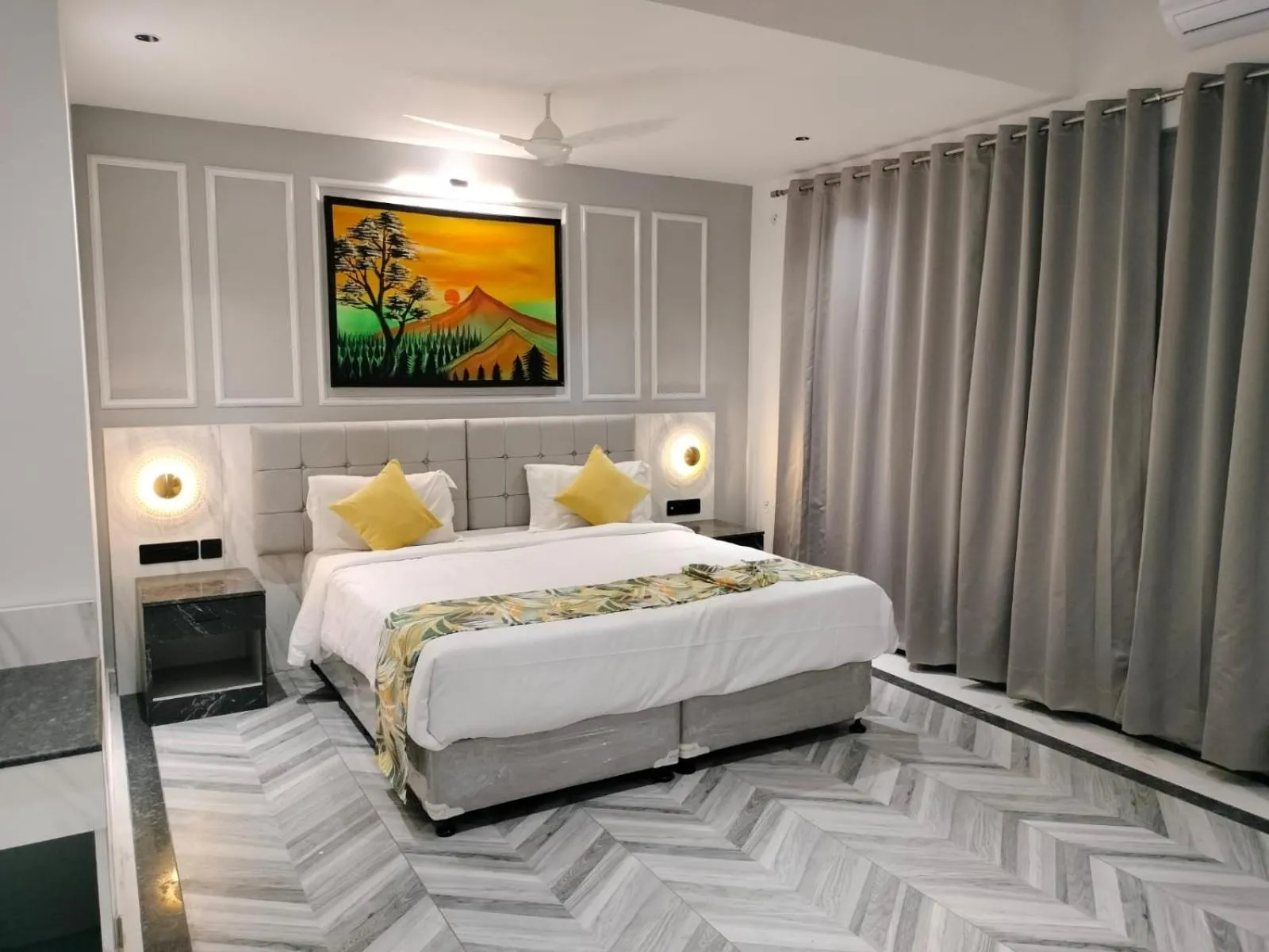 Bedroom, Bed in Citrus Prime Hill Queen Resort