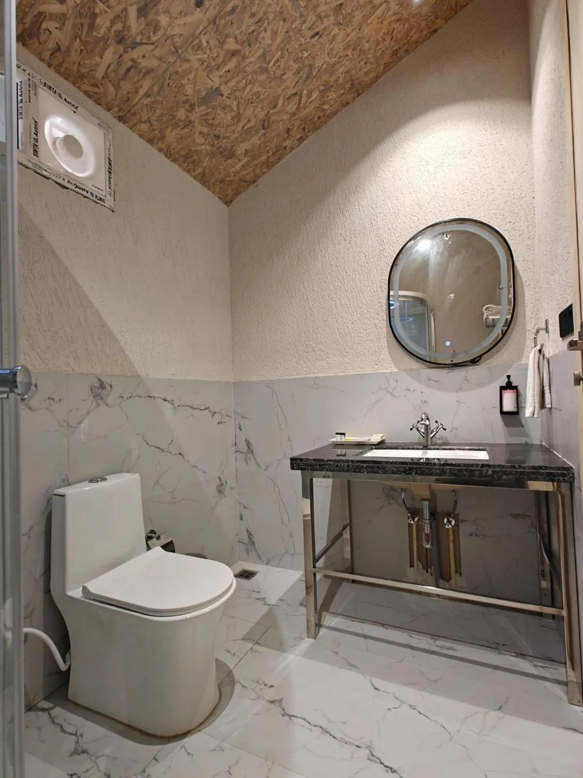 Bathroom in Citrus Prime Hill Queen Resort