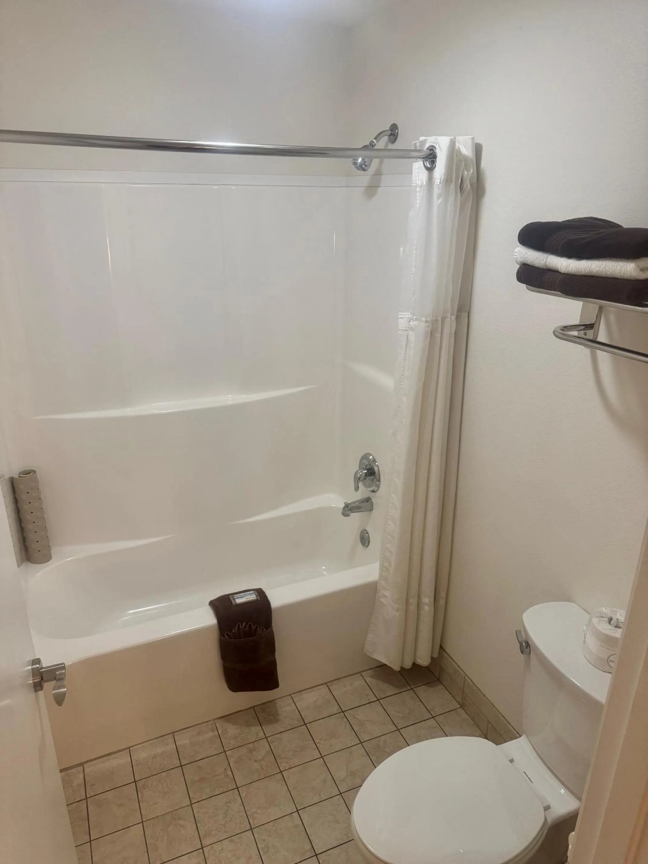 Bathroom in Ocean Breeze Motel