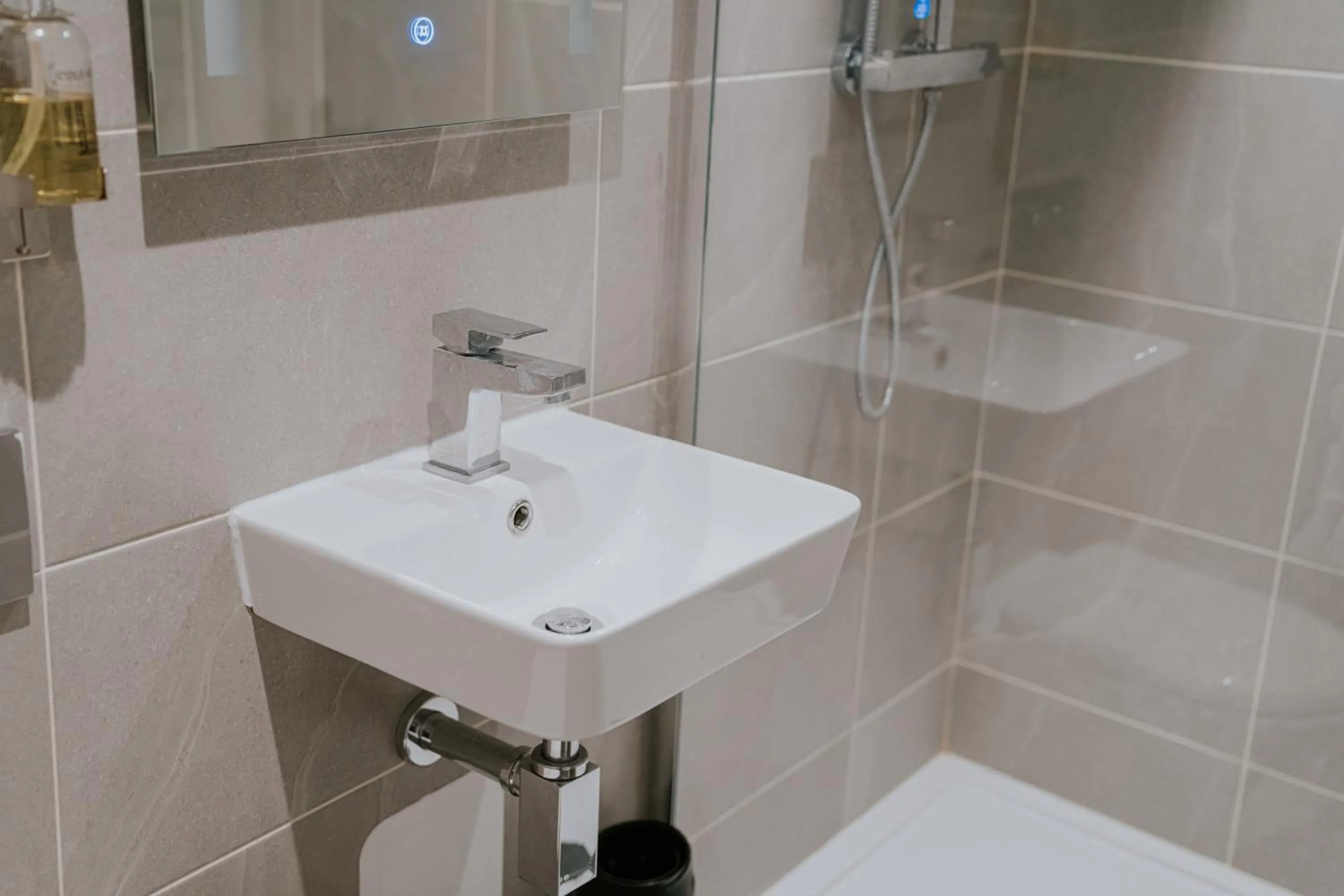 Bathroom in Redesdale Arms Hotel