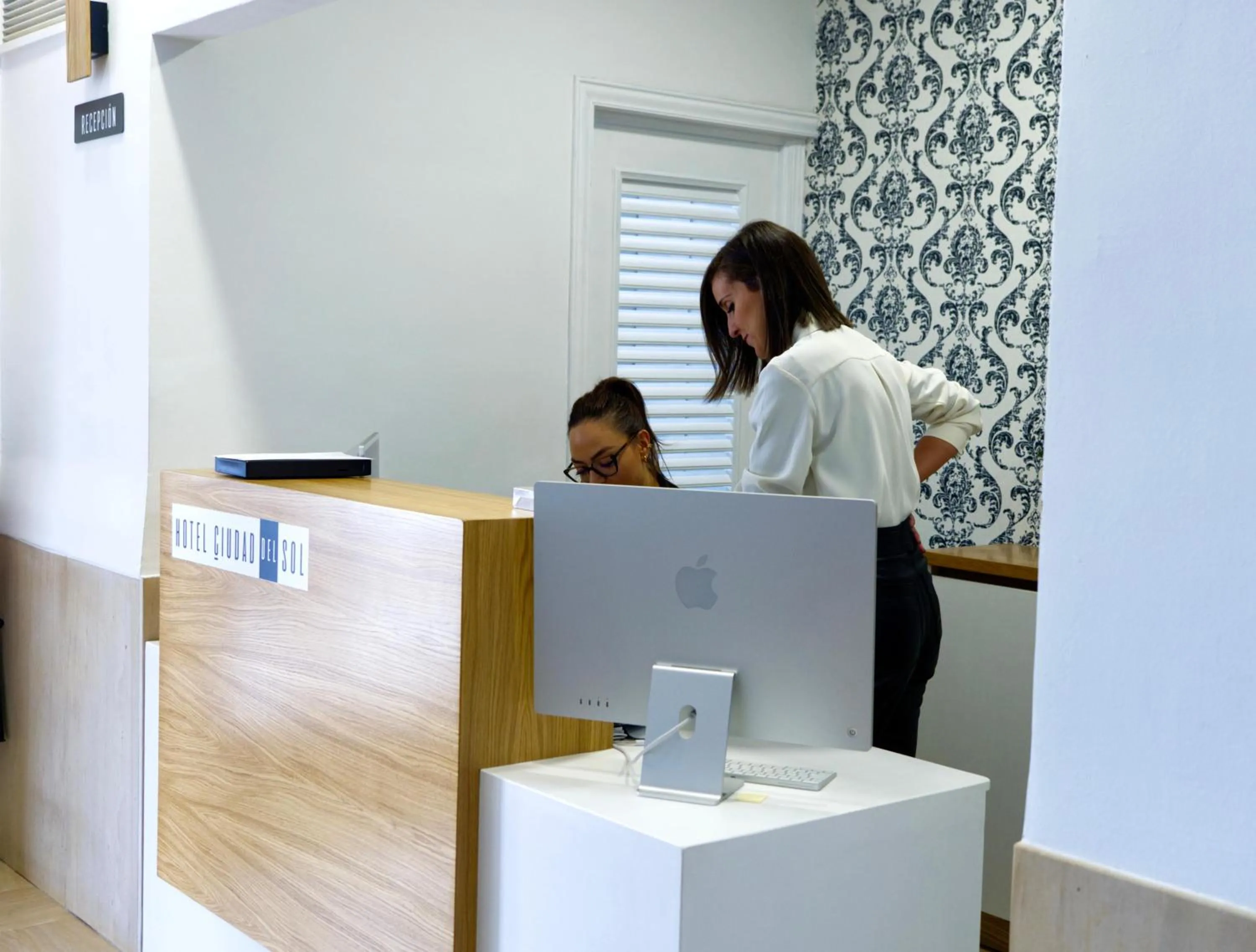 Hotel Ciudad del Sol