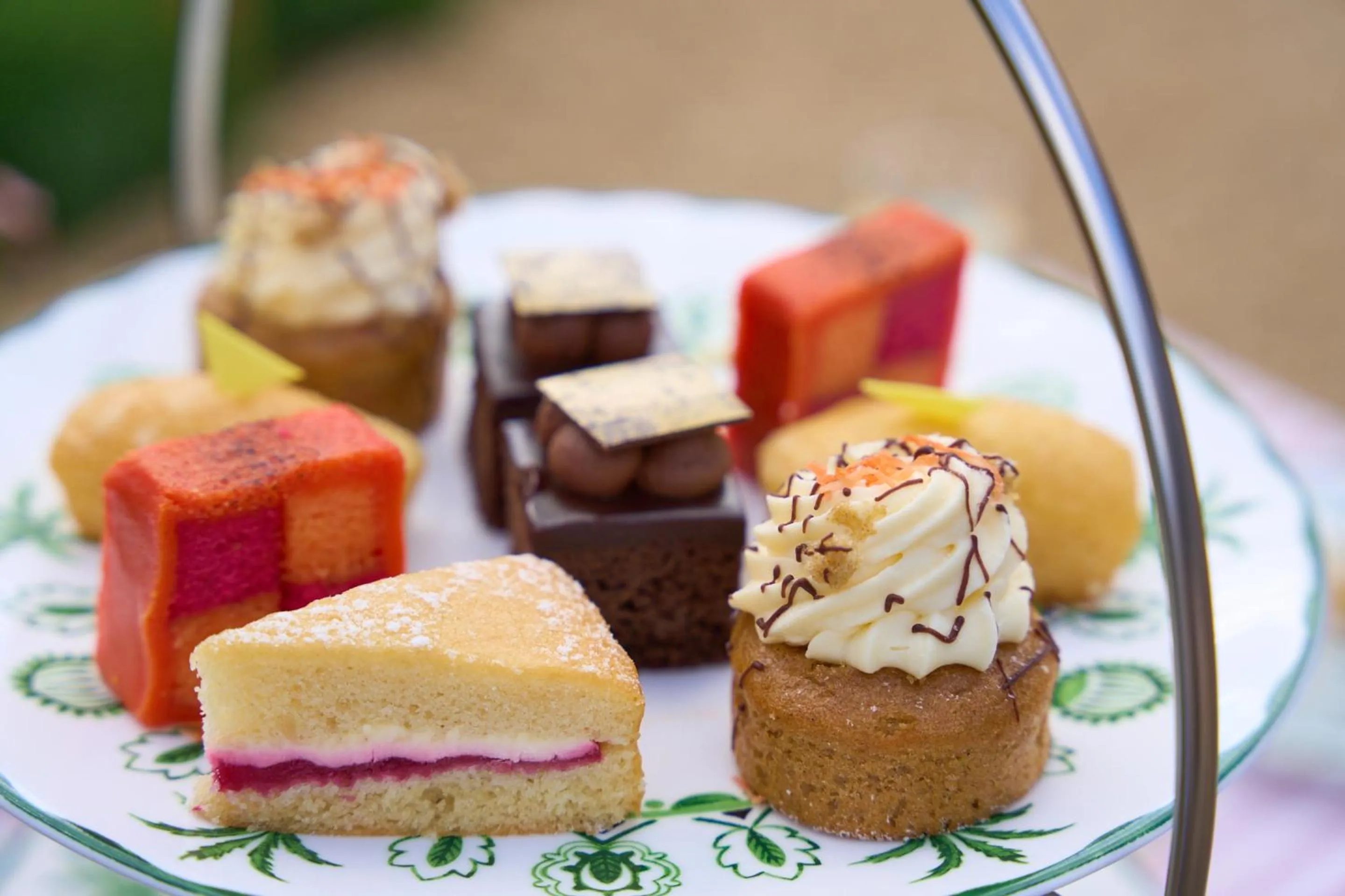 Food and drinks in The Retreat, Elcot Park