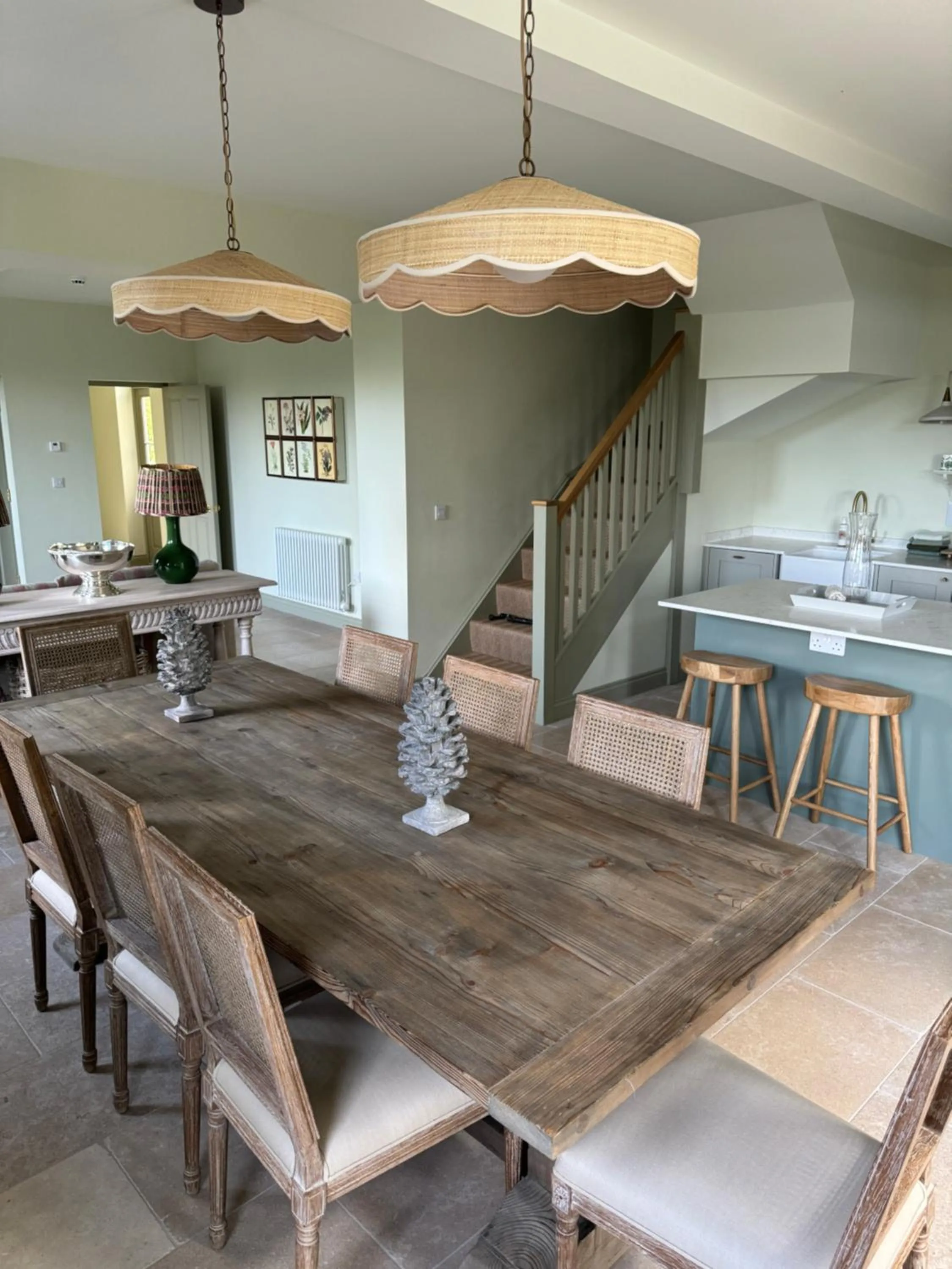 Living room in The Retreat, Elcot Park