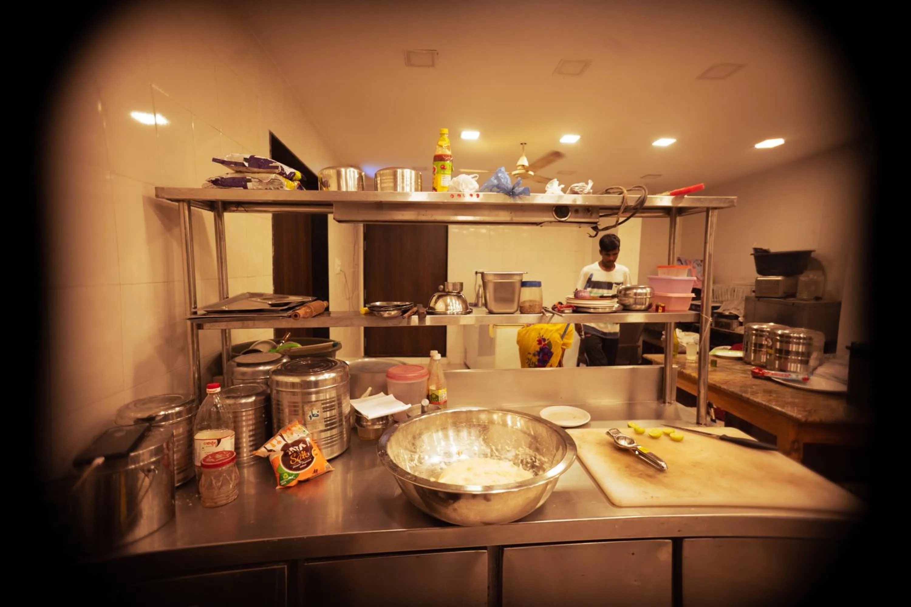 Kitchen or kitchenette in The Flamboyant Natraj