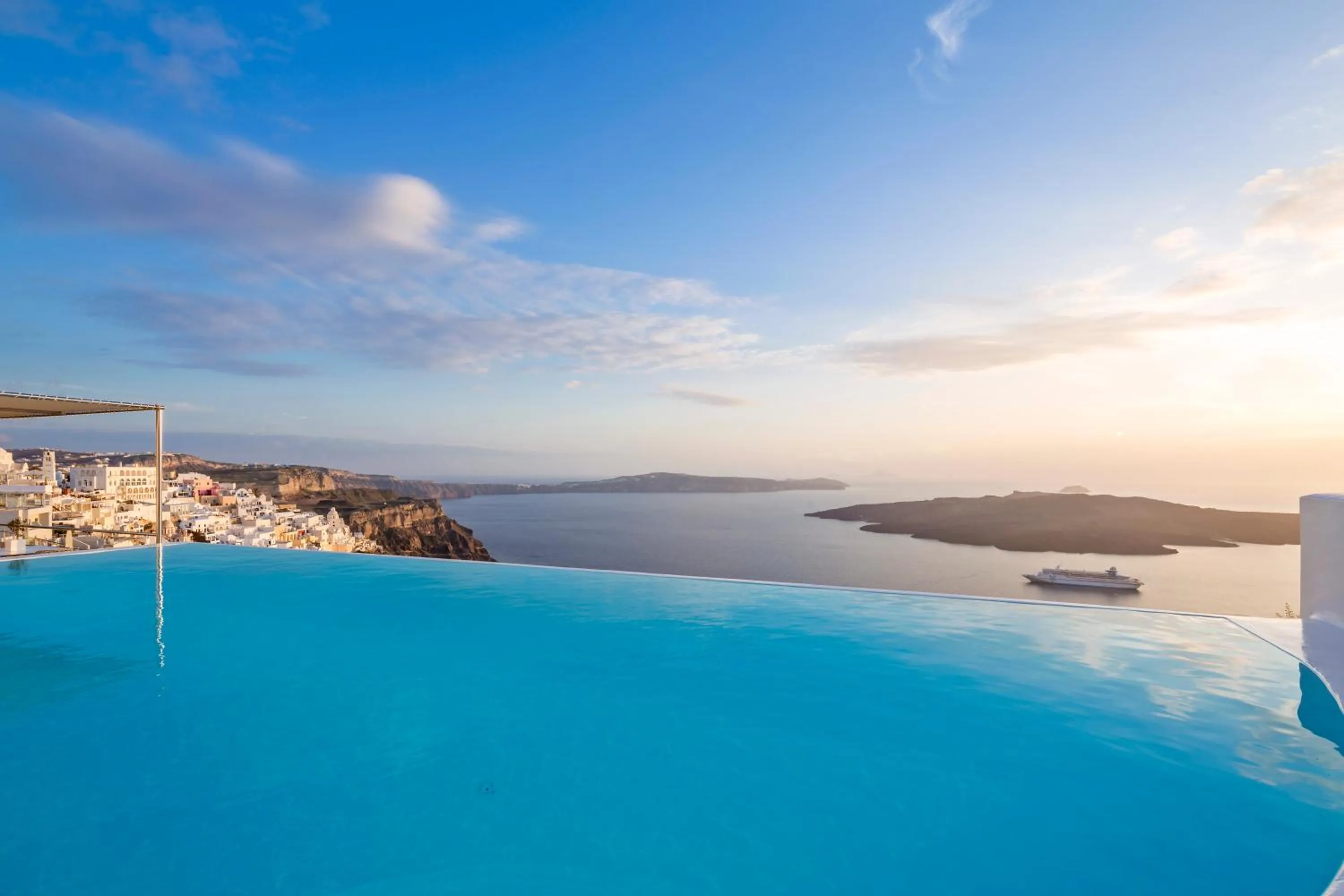 Pool view in Cosmopolitan Suites - Small Luxury Hotels of the World