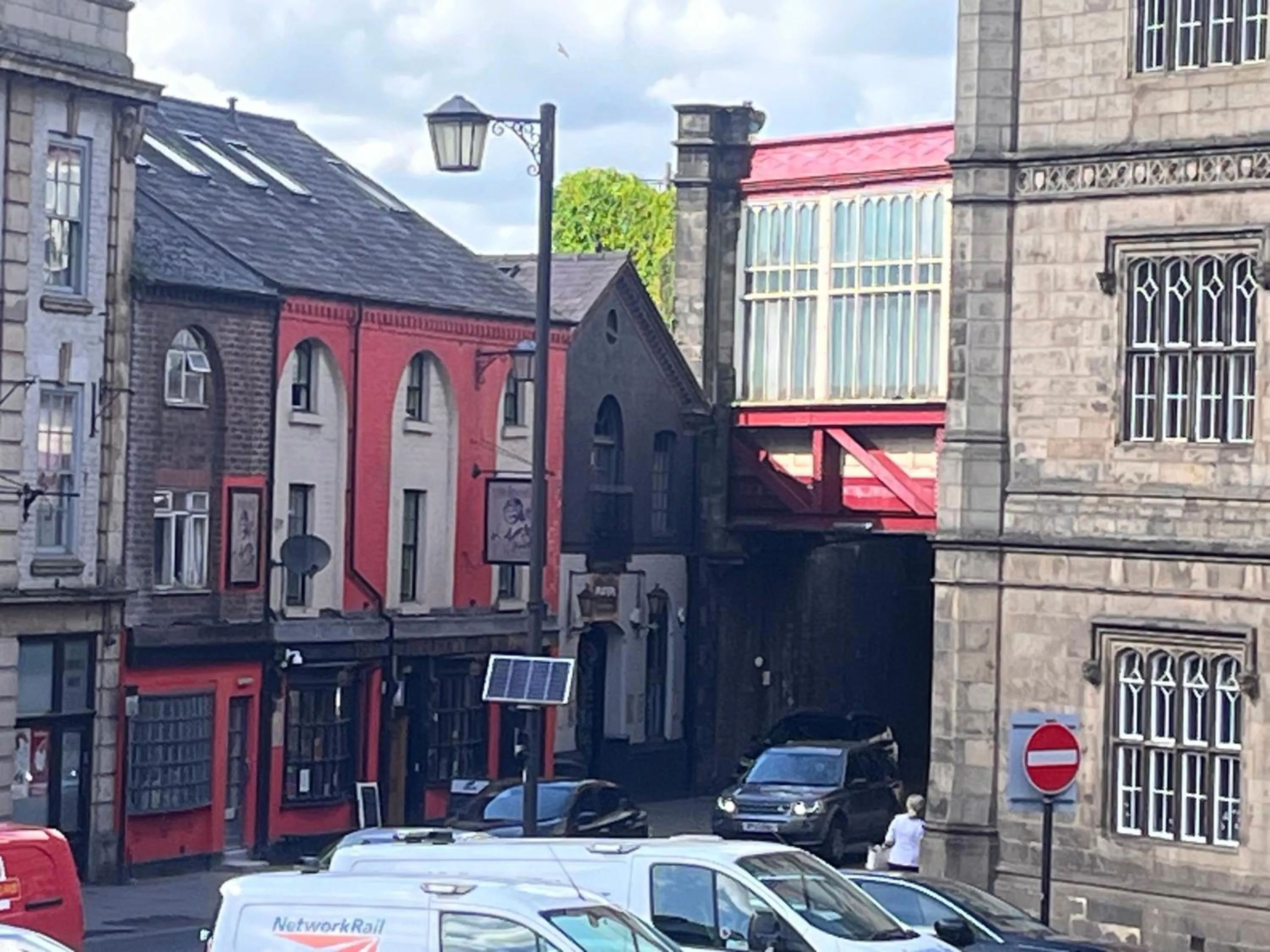 City view in Tumbledown Hotel