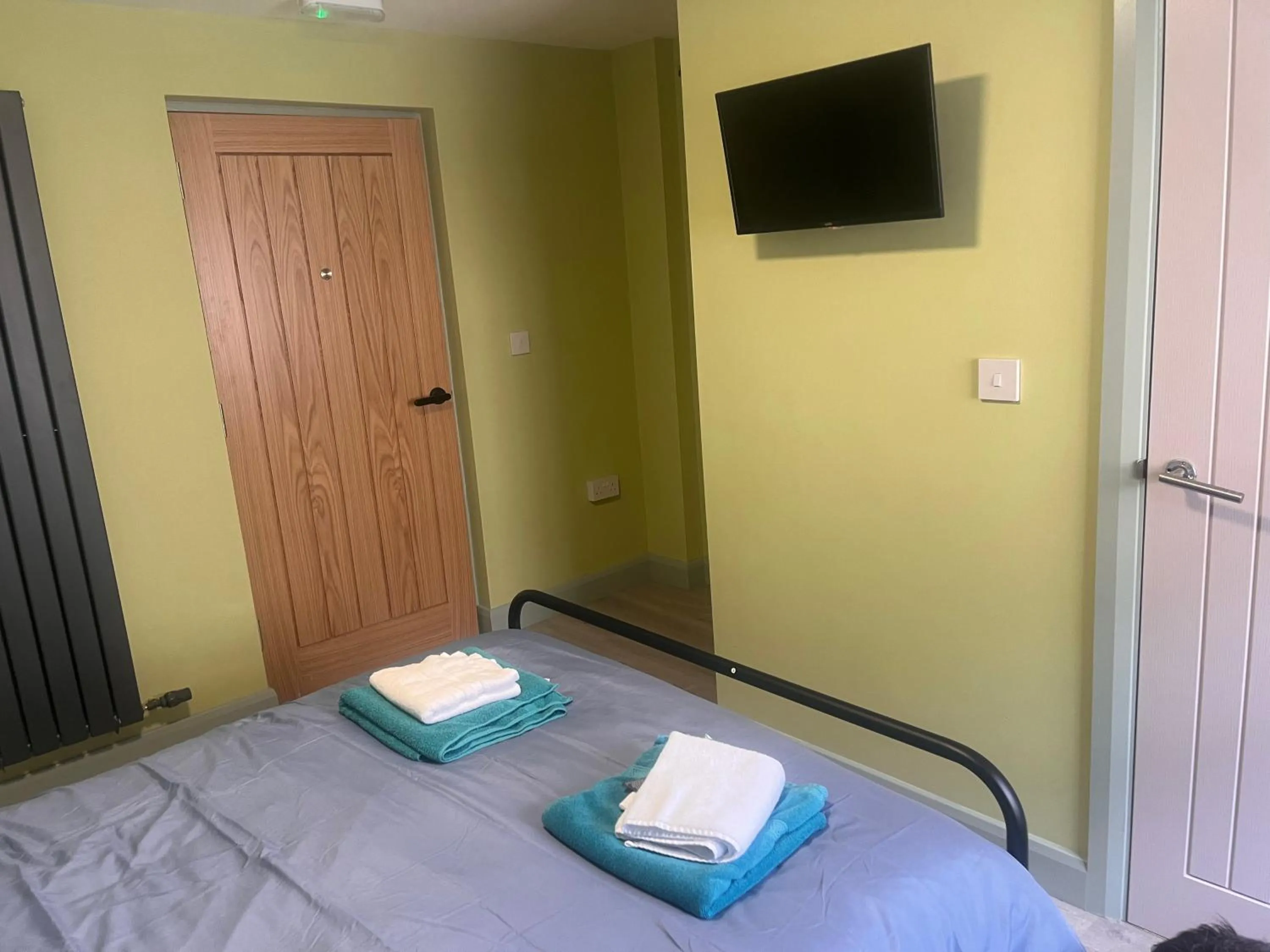 Bed in Tumbledown Hotel