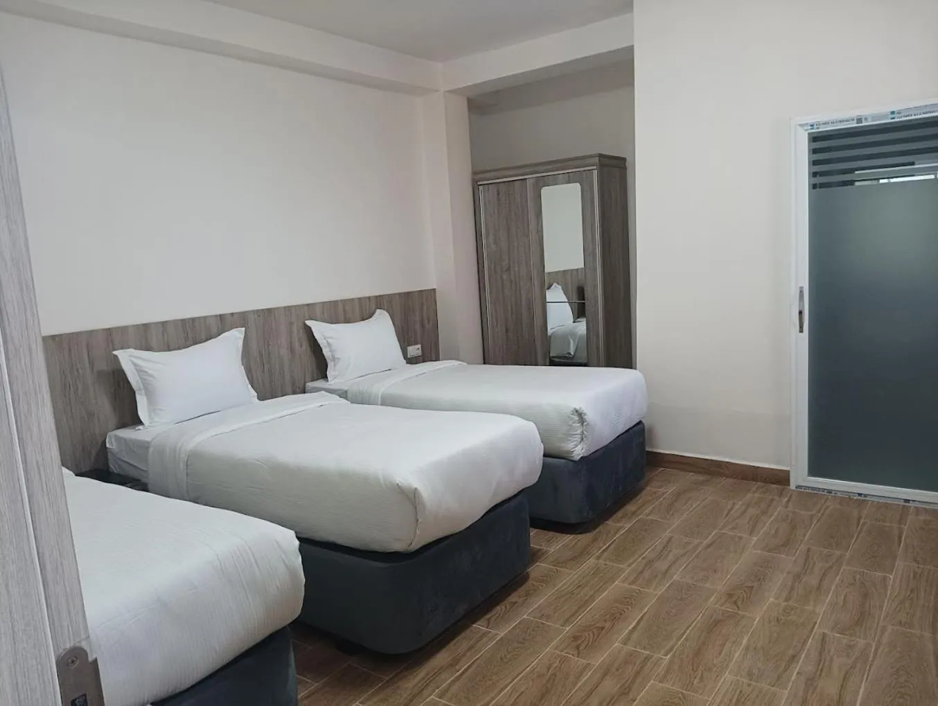 Bed in Nour Echames Hotel - Chéraga
