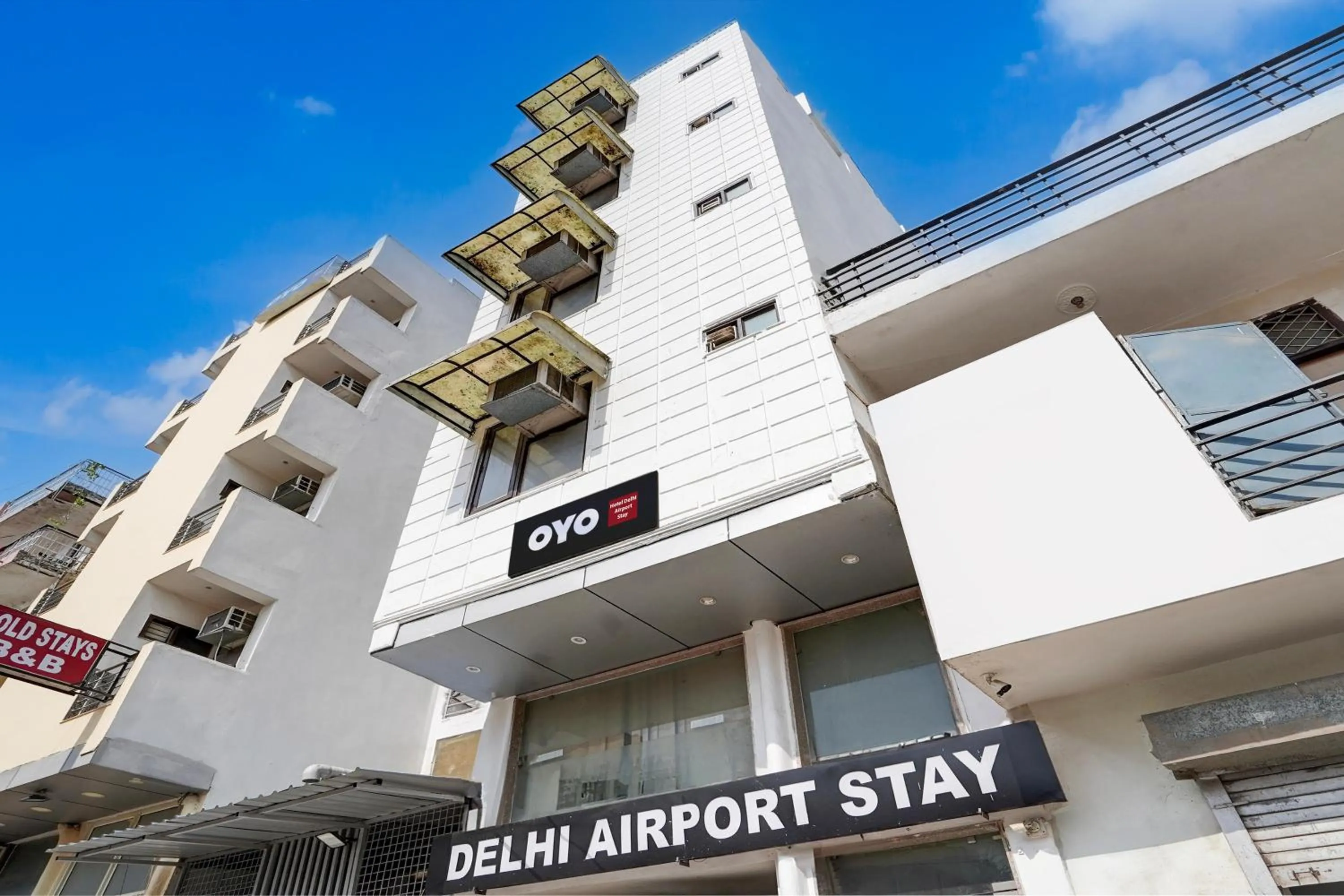 Facade/entrance in Hotel O Delhi Airport Stay