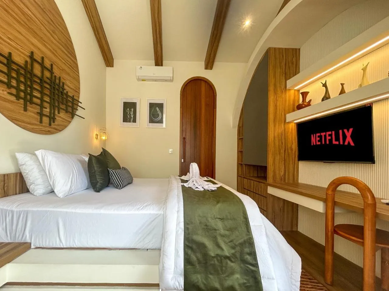 Bed in Landmark Villas