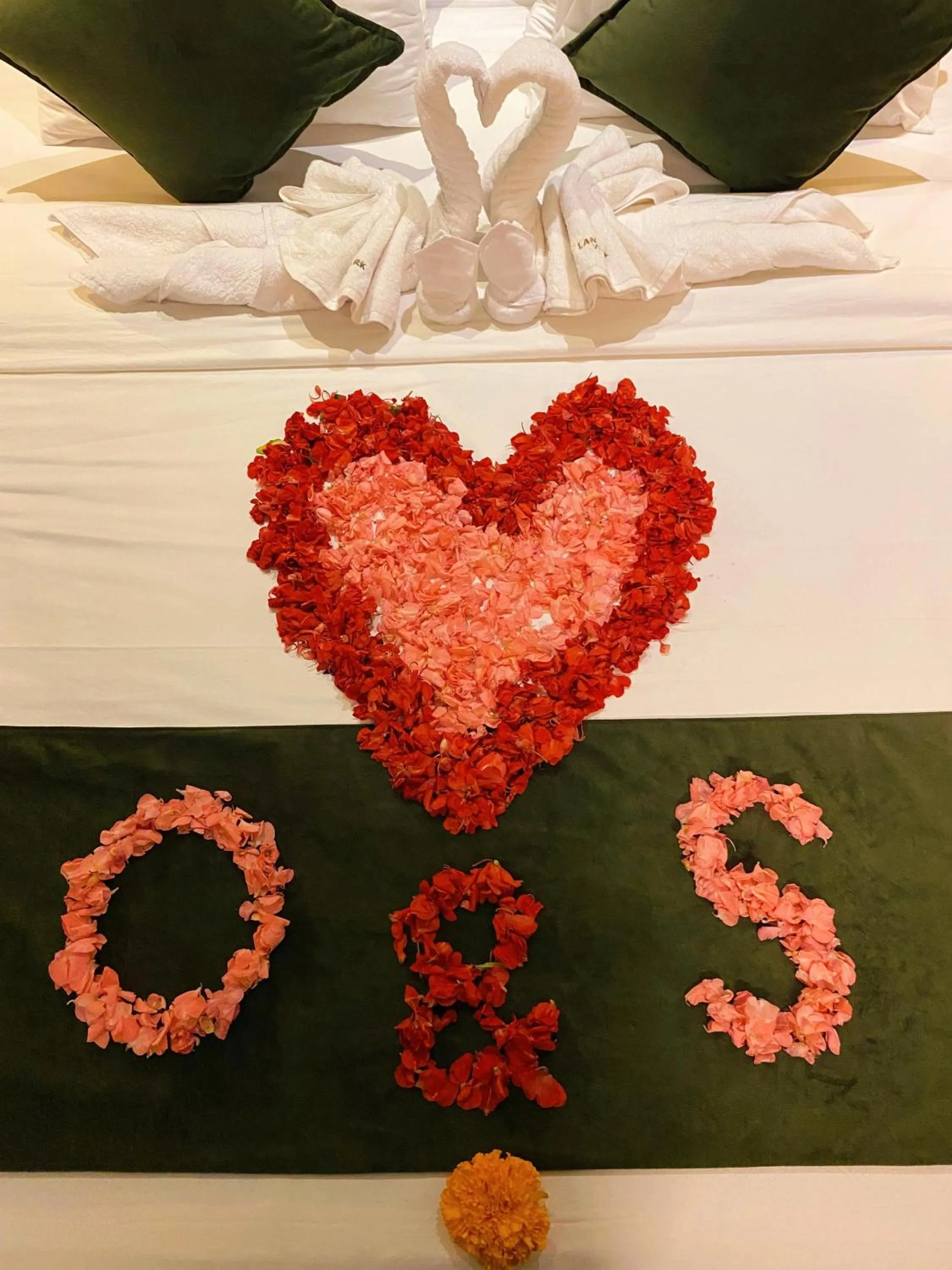 Bed in Landmark Villas