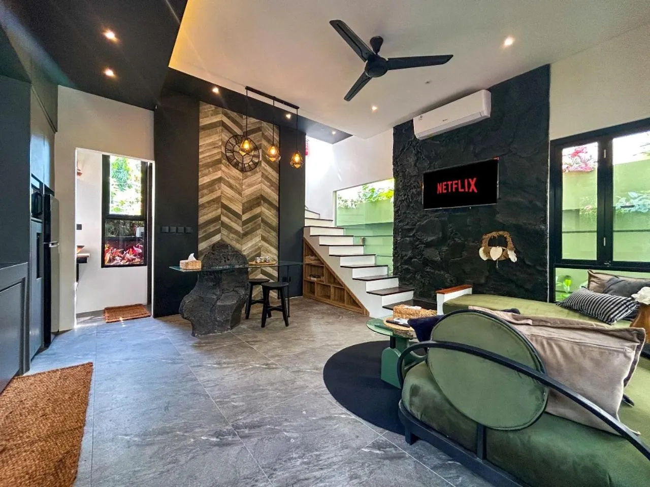 TV and multimedia in Landmark Villas