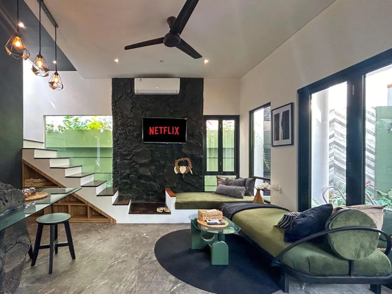 TV and multimedia in Landmark Villas