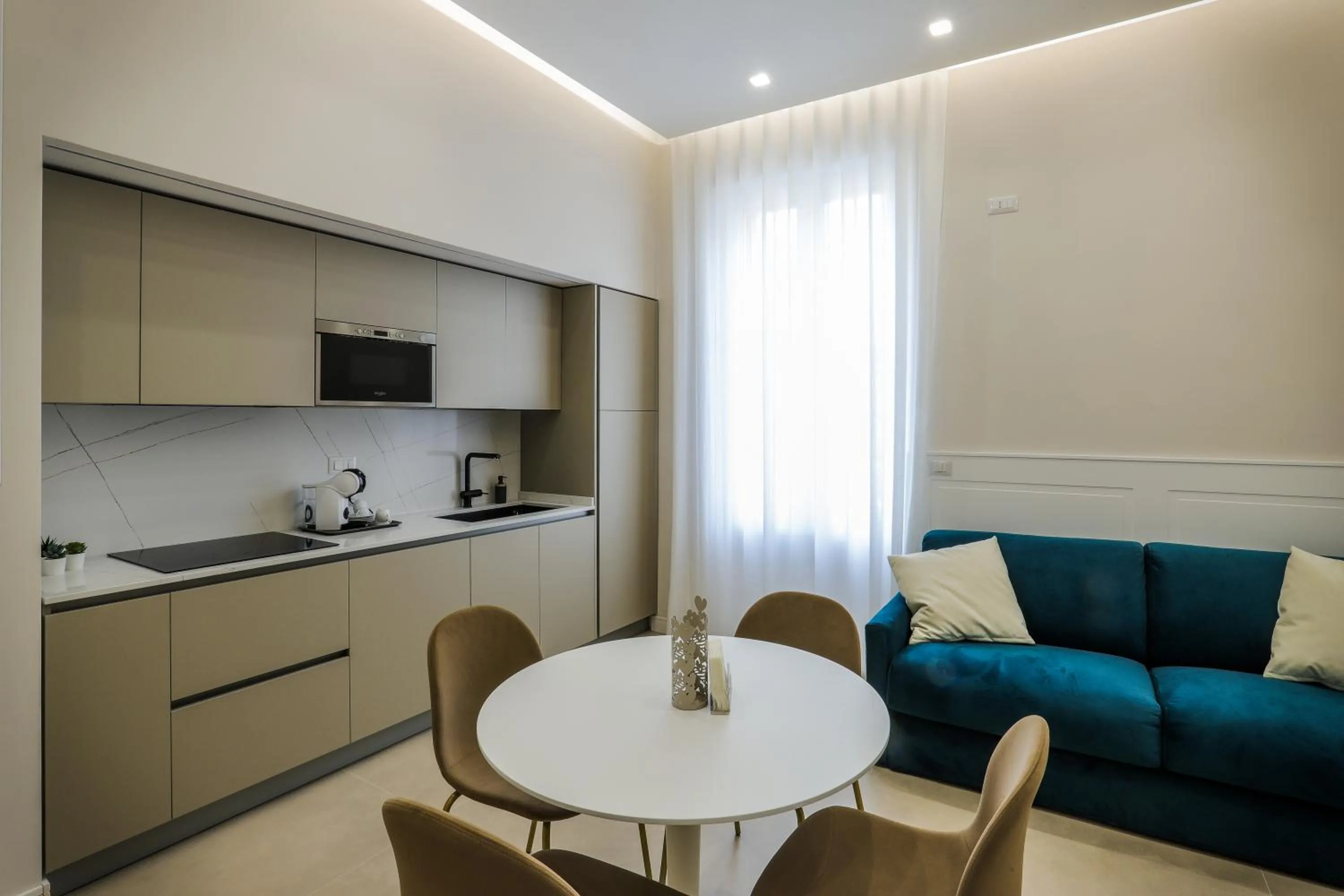 Coffee/tea facilities in Conte Relais Suite