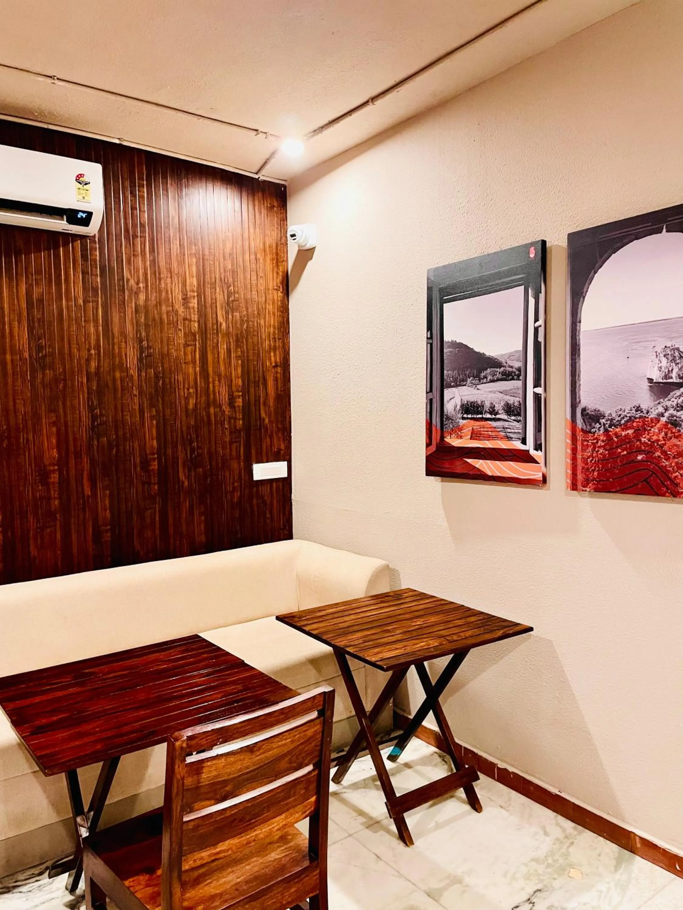 Restaurant/places to eat in Firebrick Boutique Residences - AMETHYST HOUSE