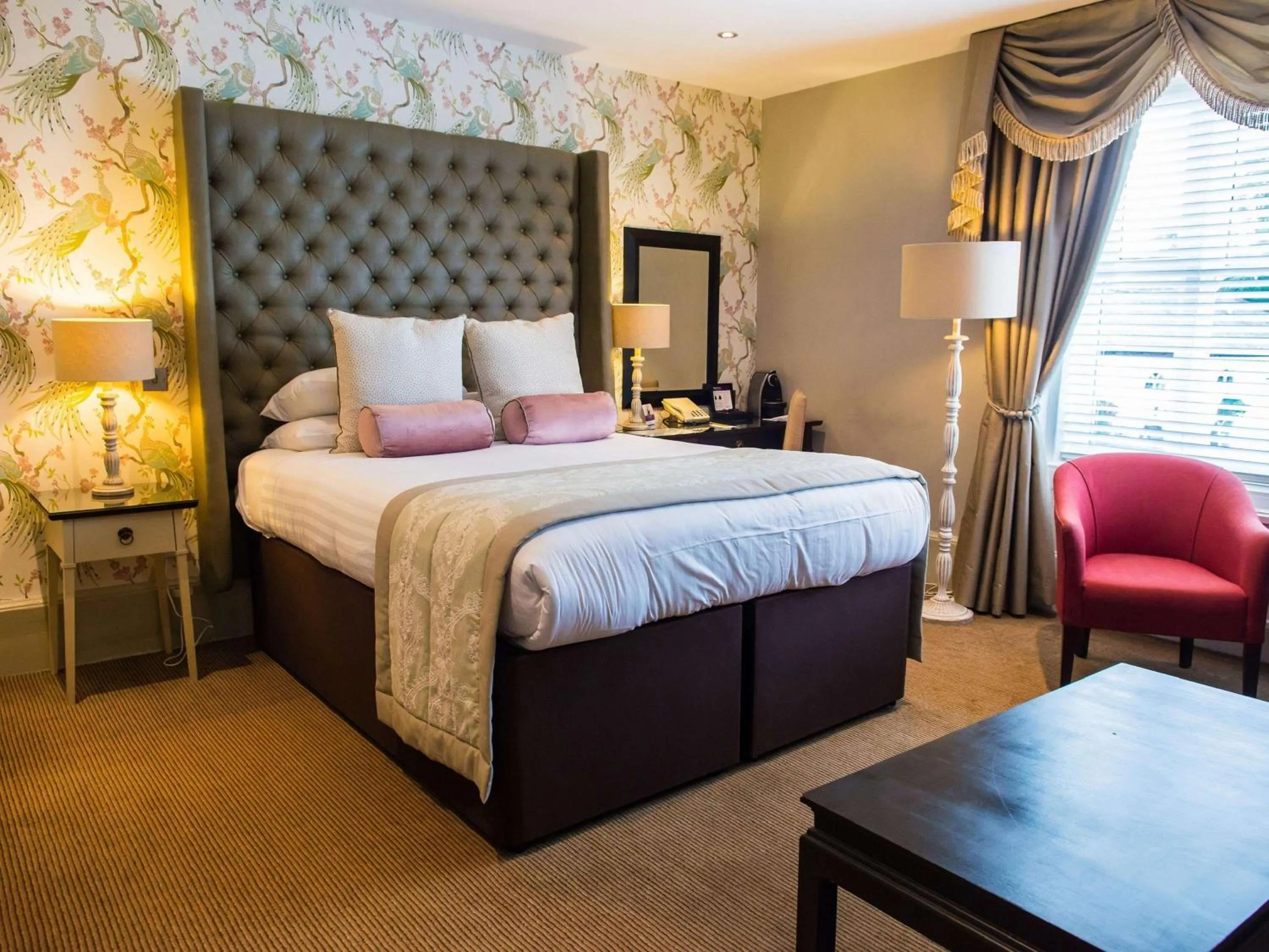 Photo of the whole room, Bed in WorldHotels Distinctive Woughton House Hotel