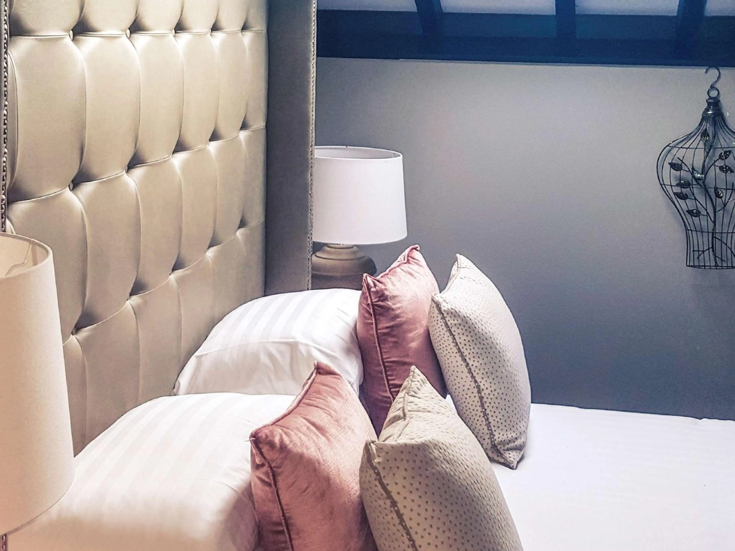 Photo of the whole room, Bed in WorldHotels Distinctive Woughton House Hotel