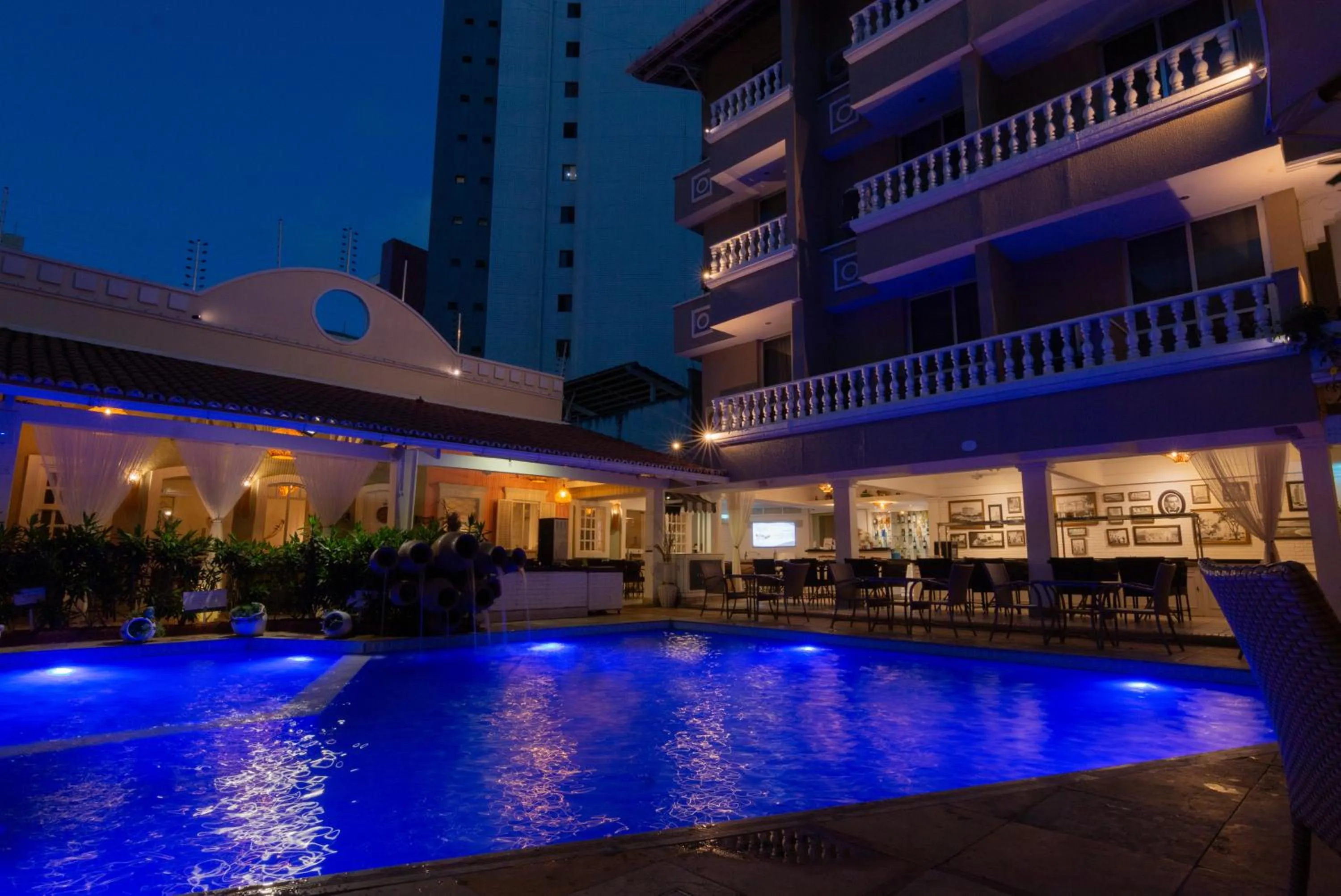 Night in Hotel Villa Mayor Charme