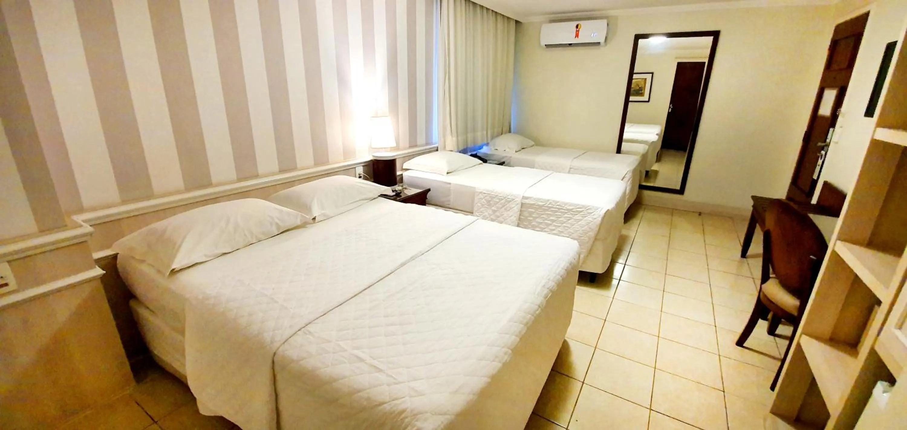 Photo of the whole room, Bed in Hotel Villa Mayor Charme