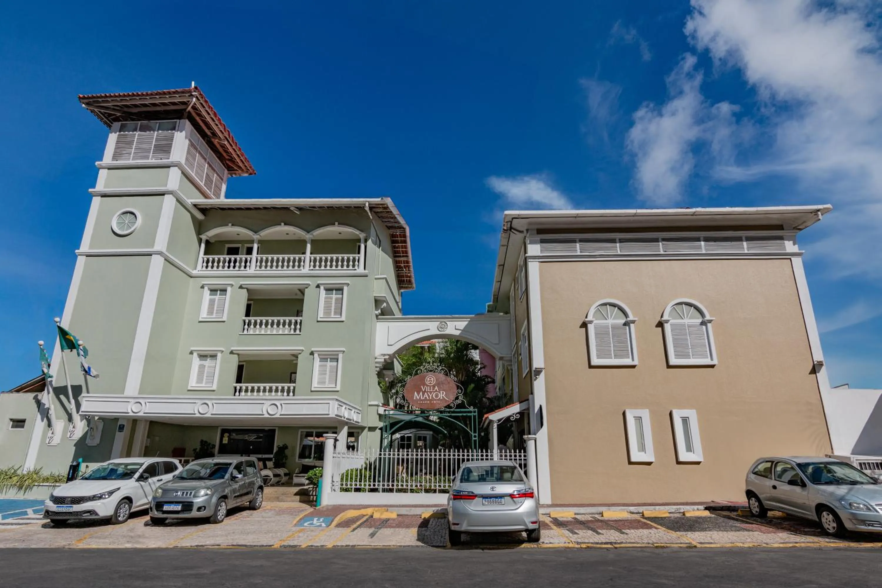 Property building in Hotel Villa Mayor Charme