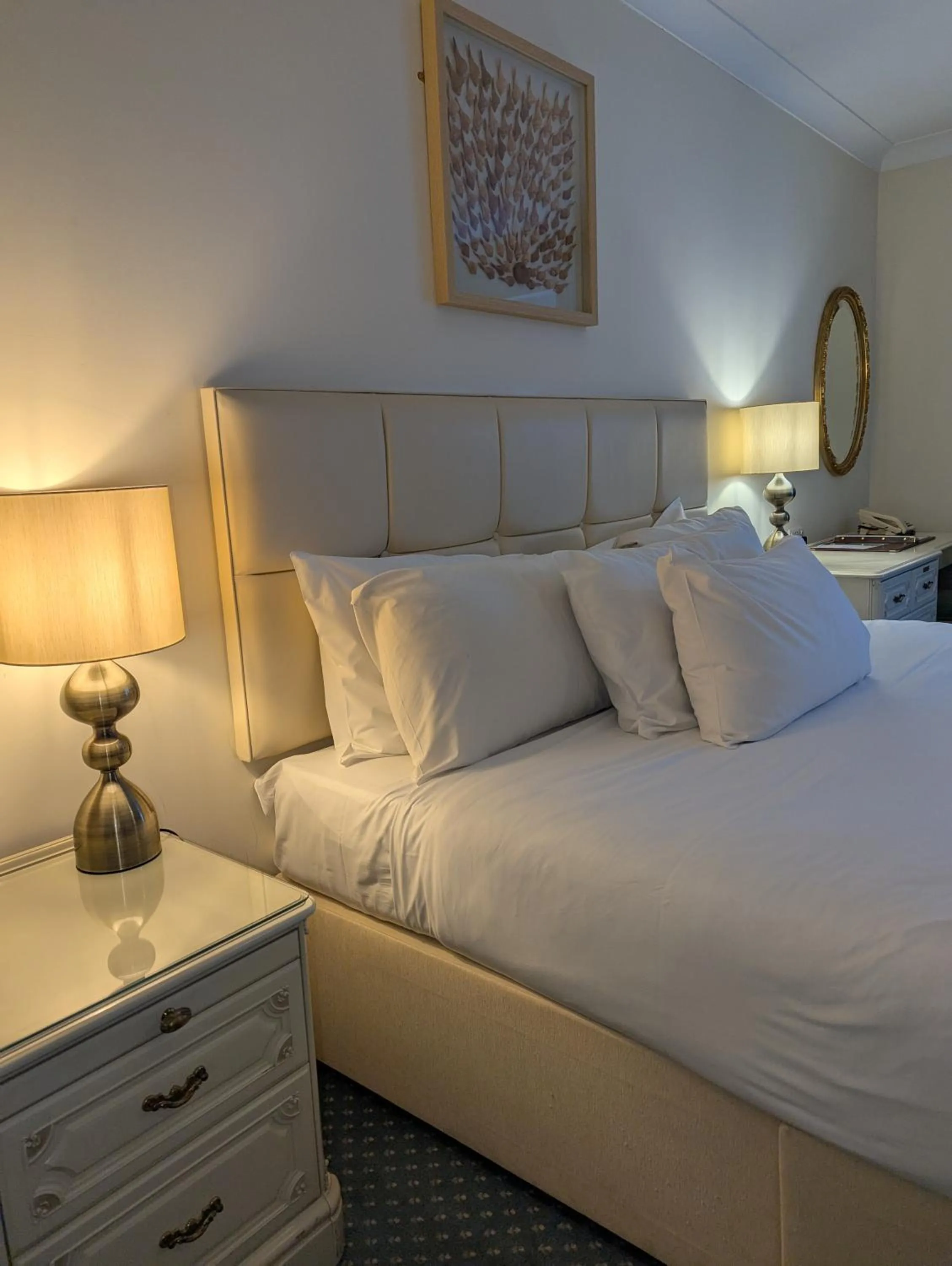 Bed in The Walnut Tree Hotel