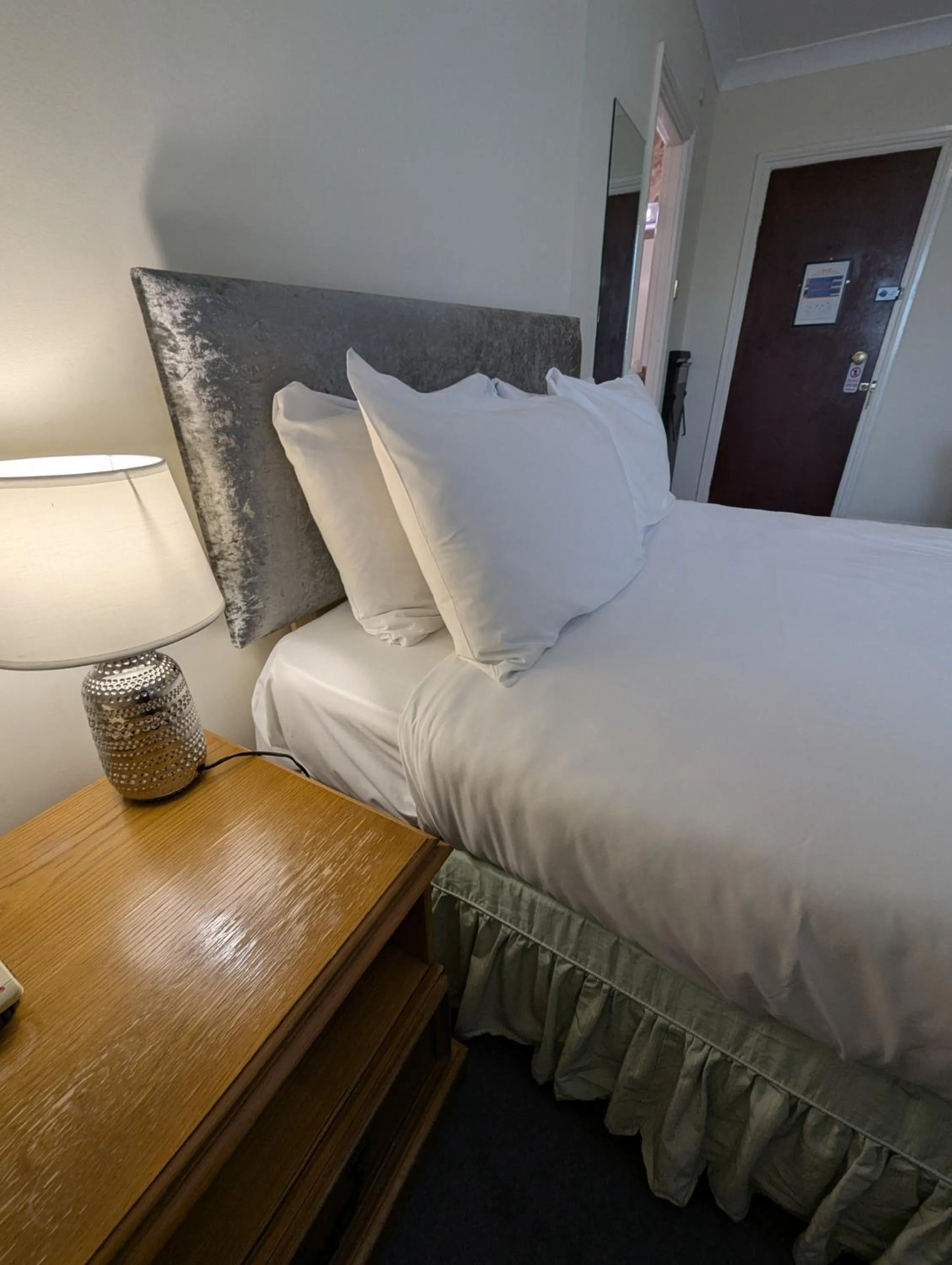 Single Room with Double Bed - single occupancy in The Walnut Tree Hotel