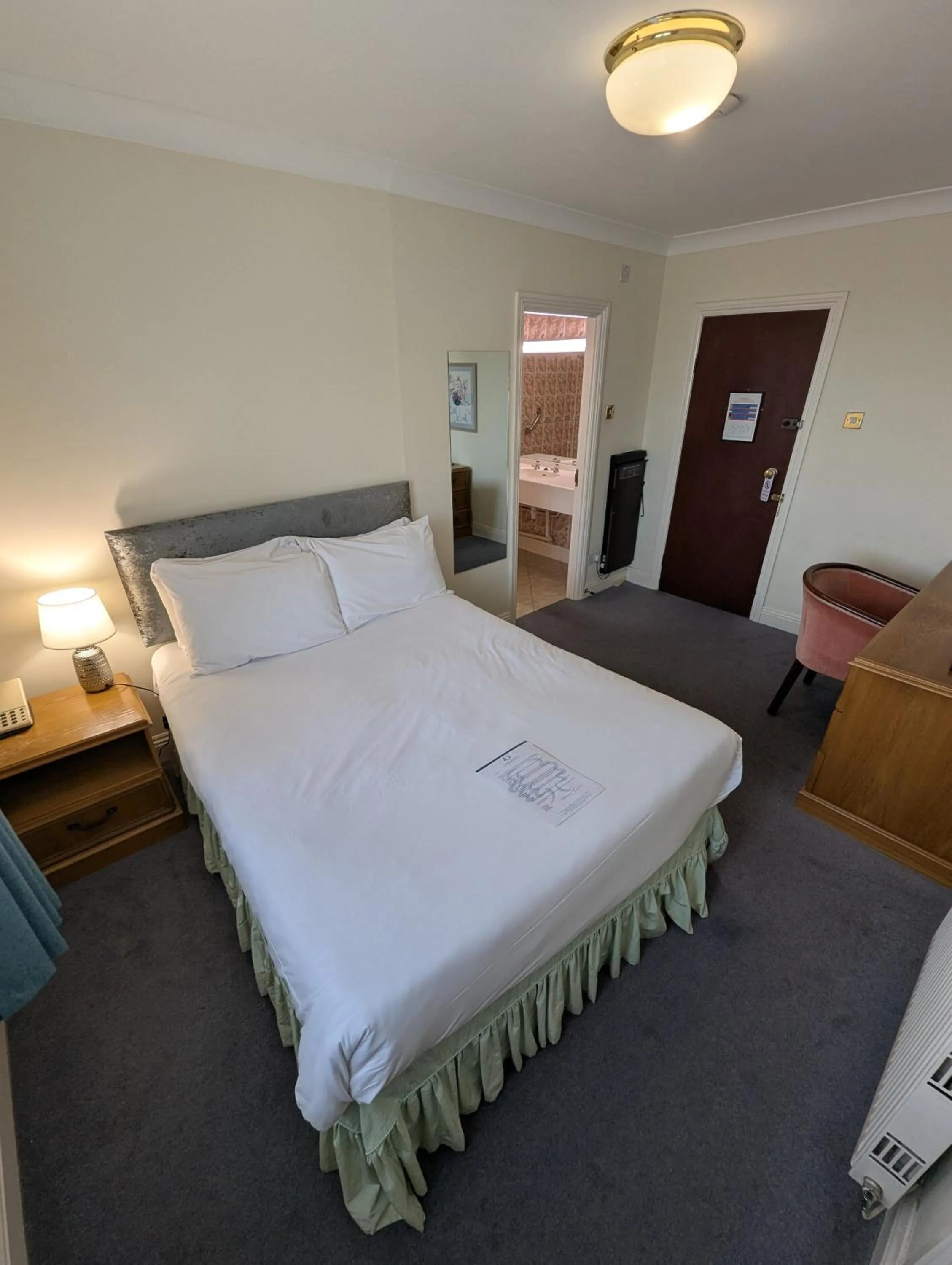 Bed in The Walnut Tree Hotel