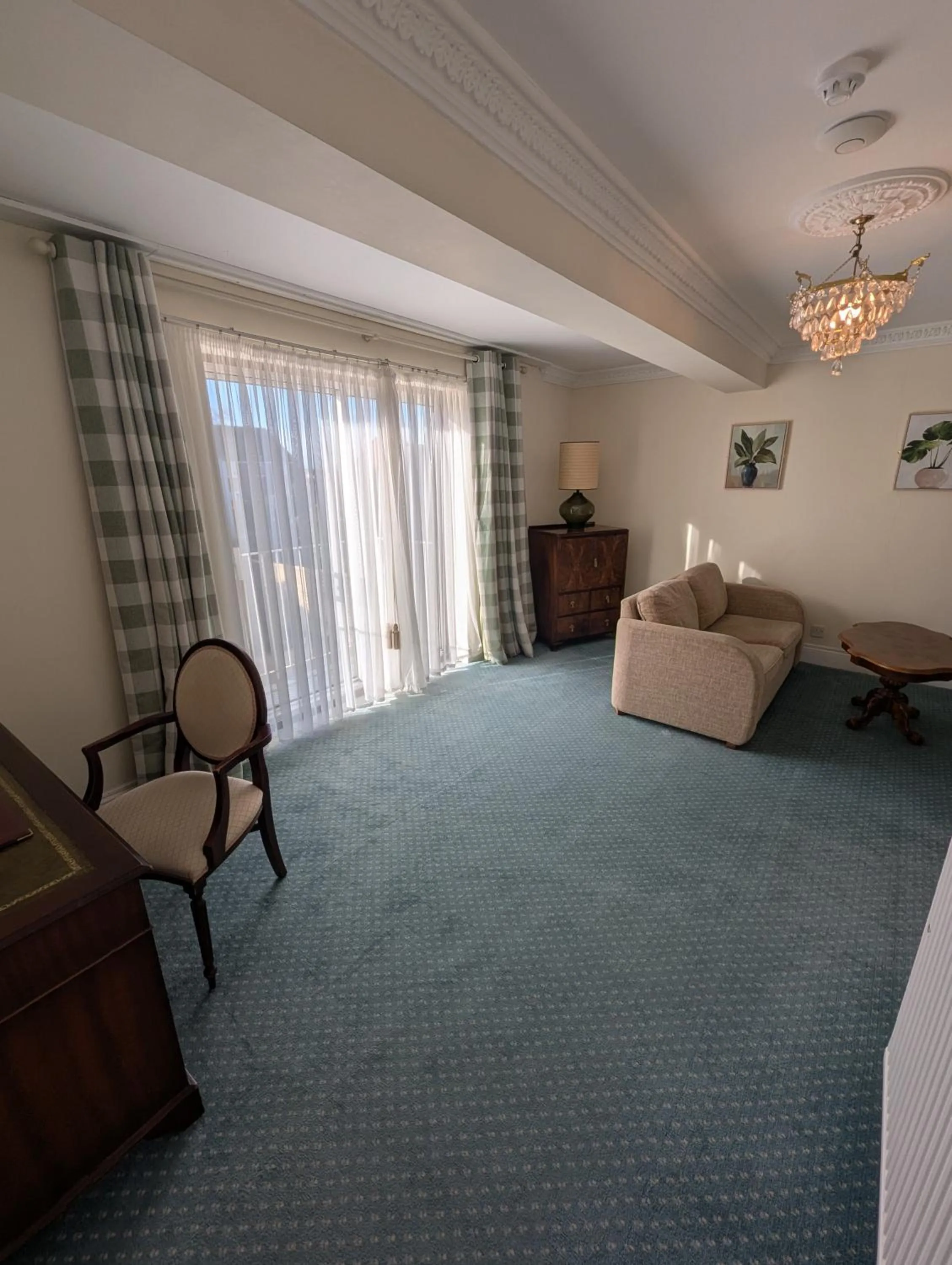 Bed in The Walnut Tree Hotel